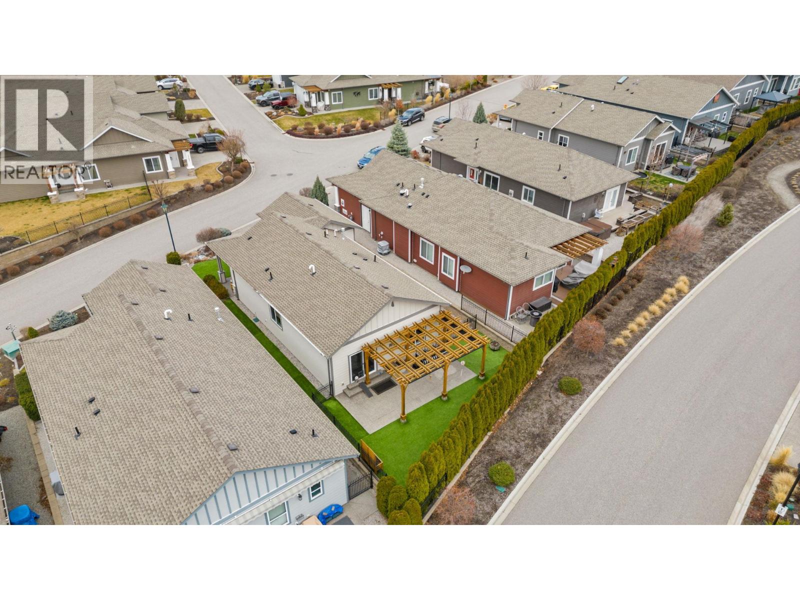 3377 Kingfisher Road