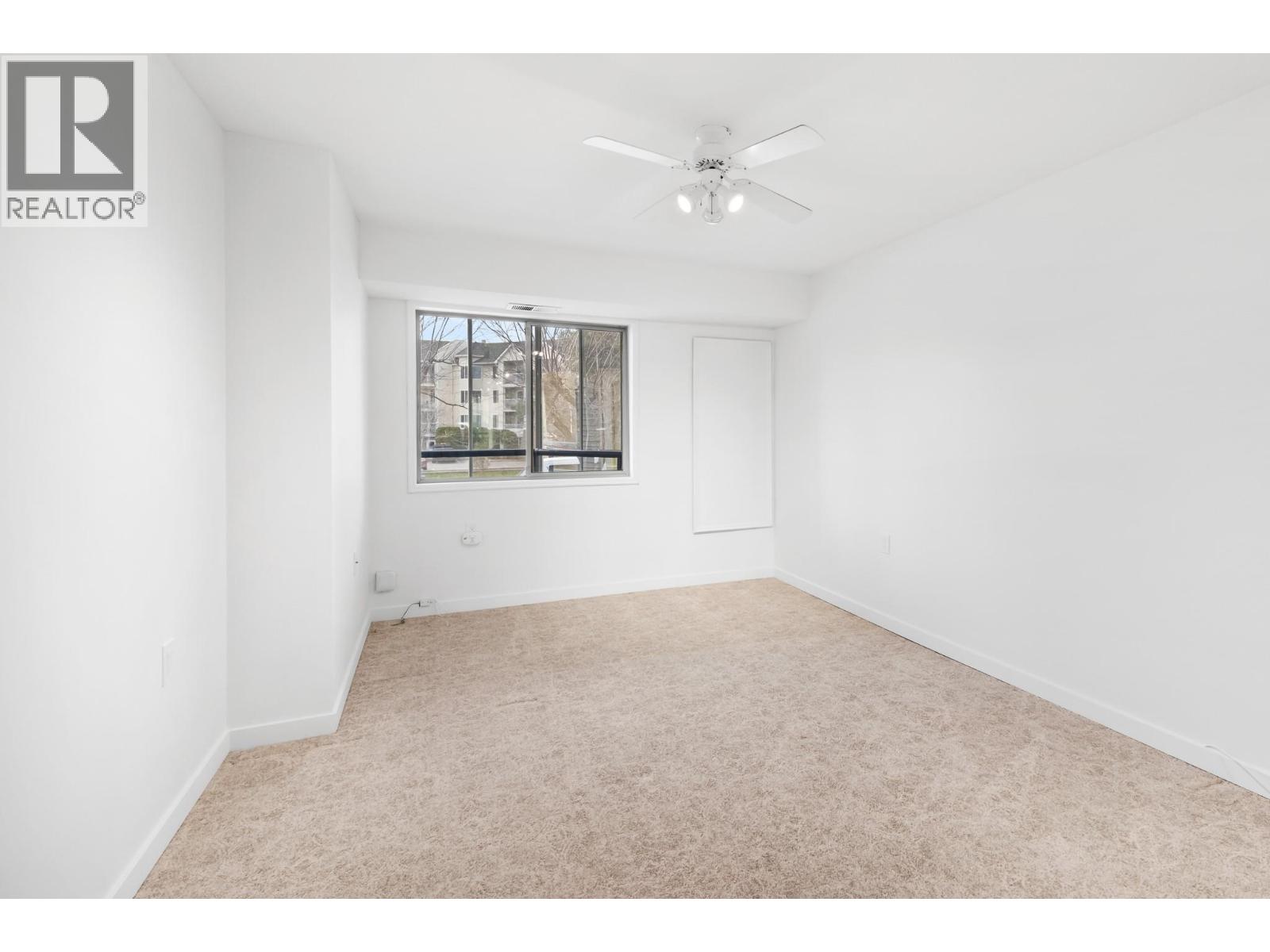 3157 Casorso Road Unit# 101