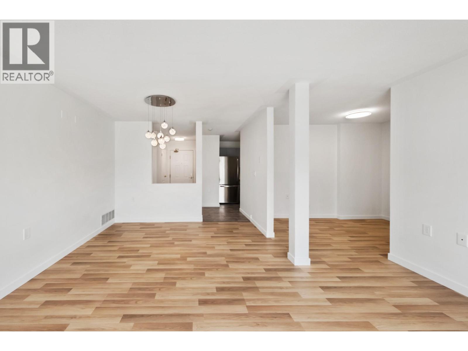 3157 Casorso Road Unit# 101