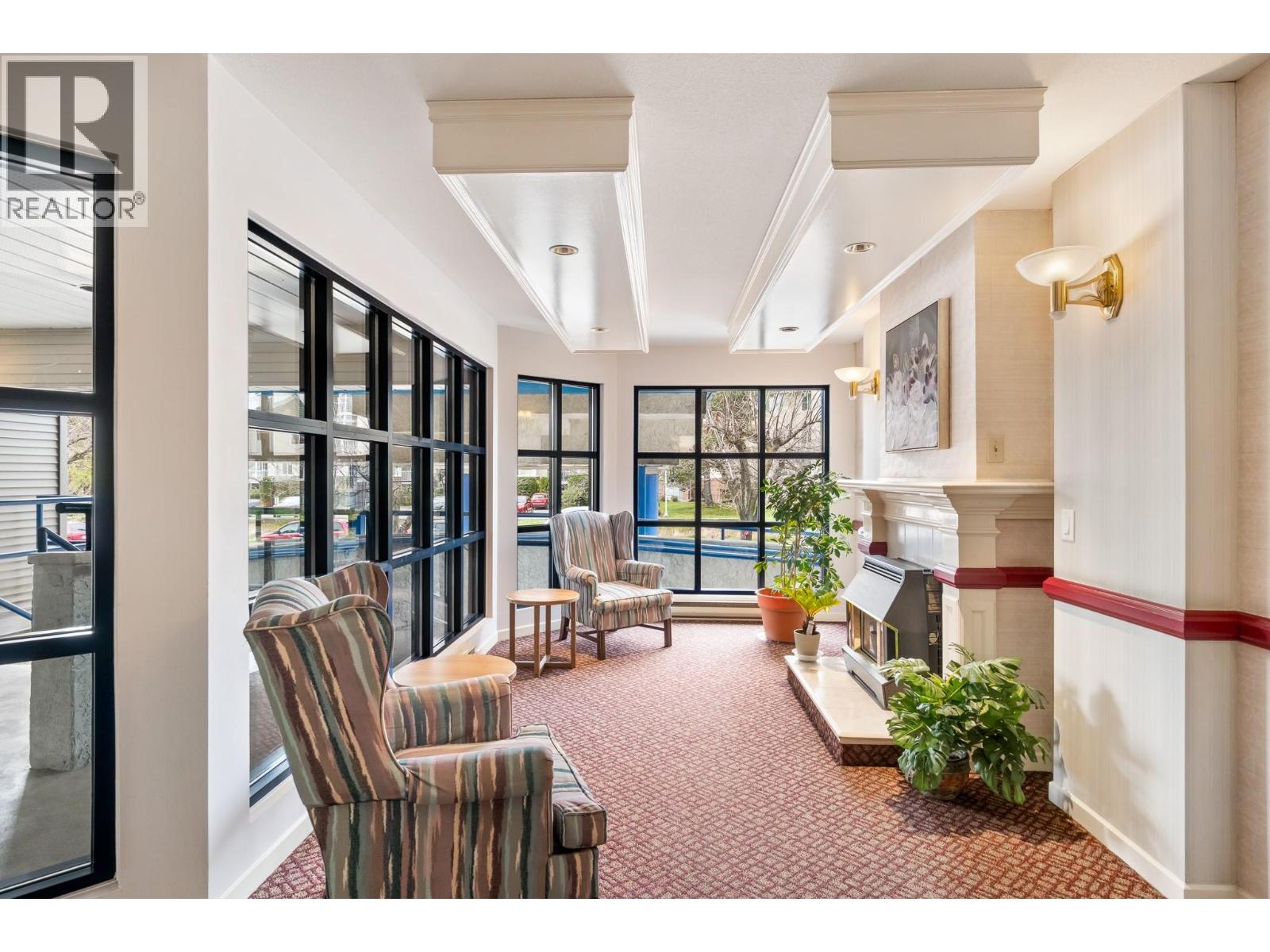 3157 Casorso Road Unit# 101