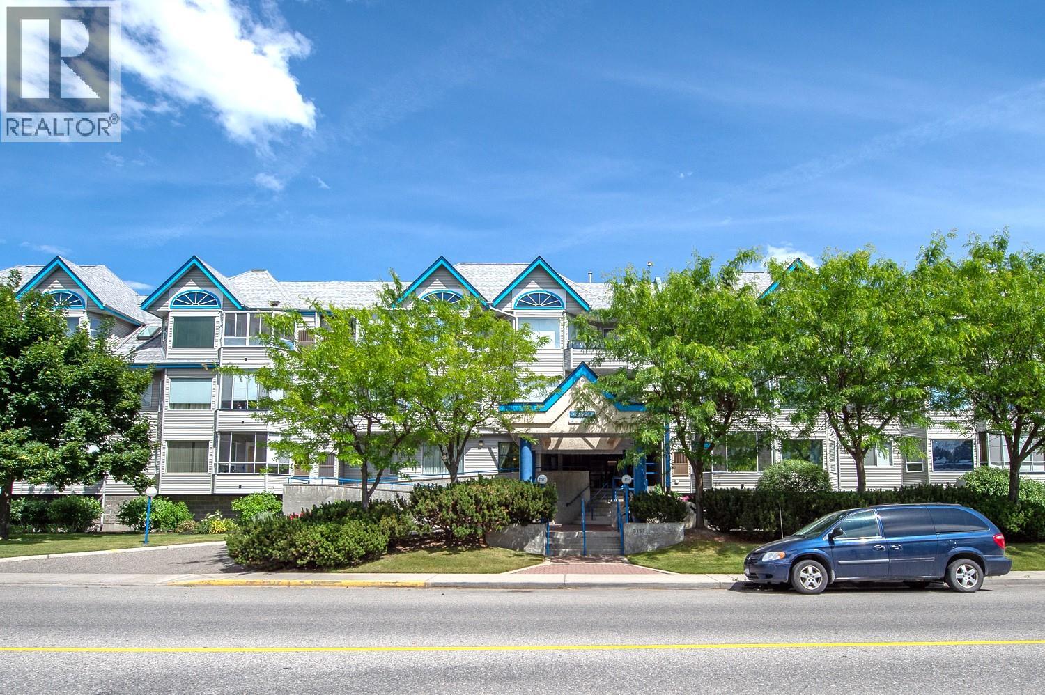 3157 Casorso Road Unit# 101