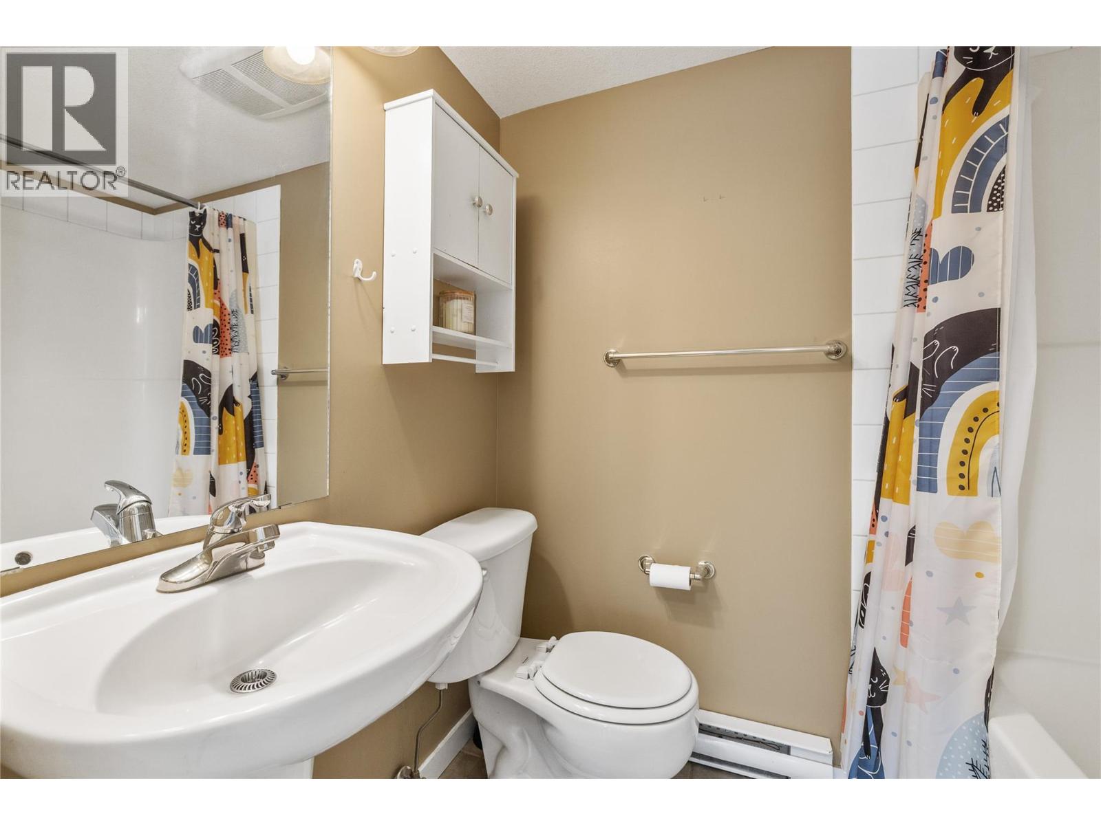 260 Franklyn Road Unit# 201