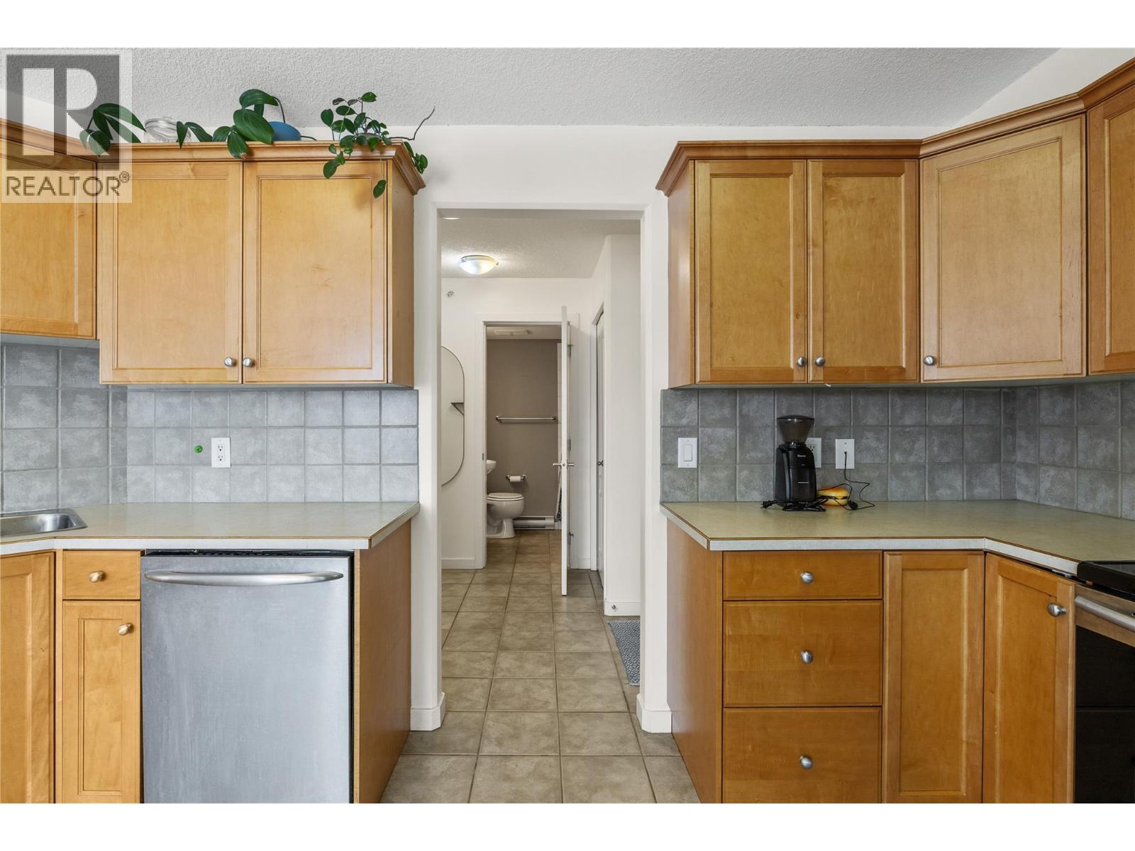 260 Franklyn Road Unit# 201