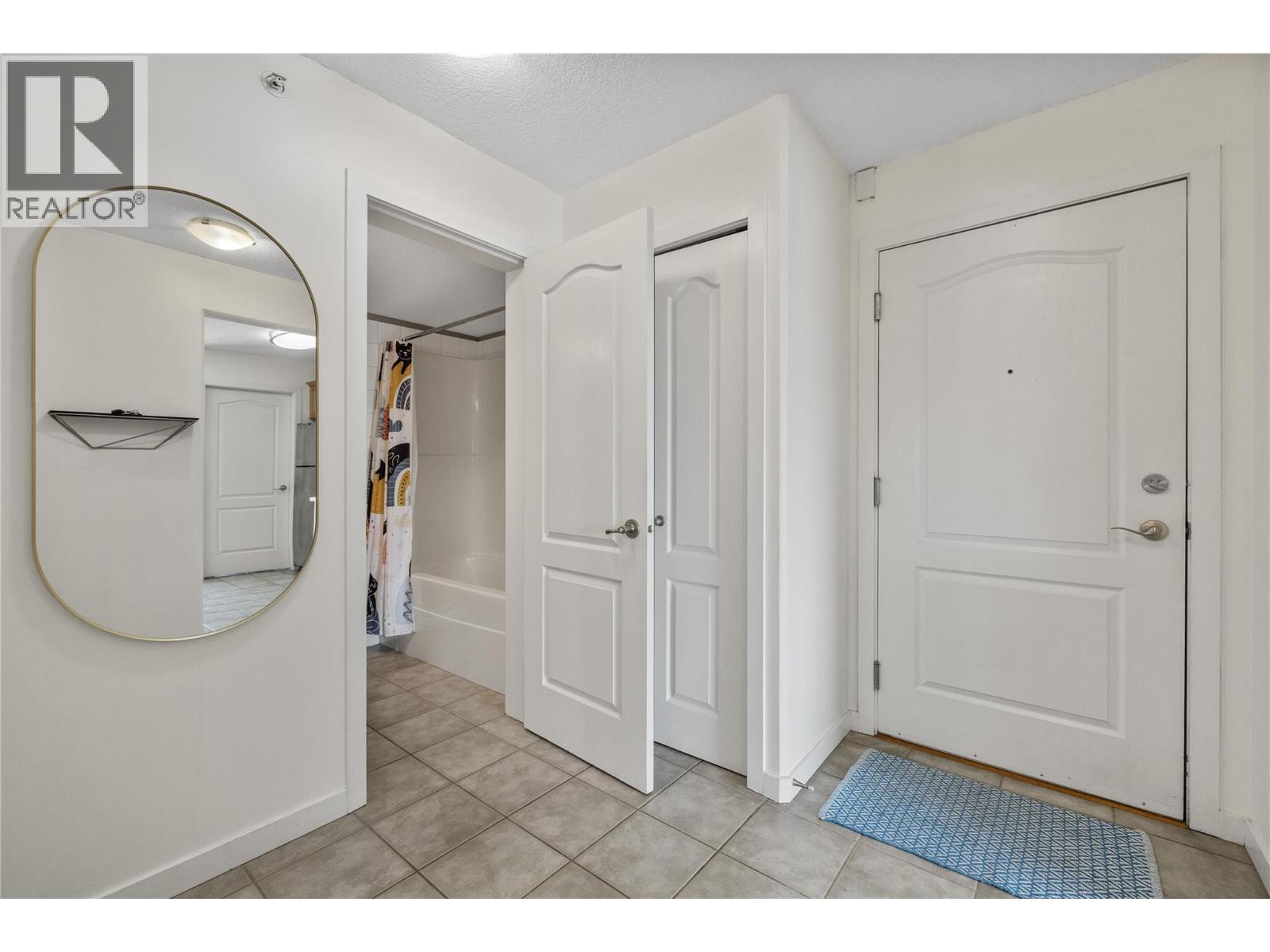260 Franklyn Road Unit# 201