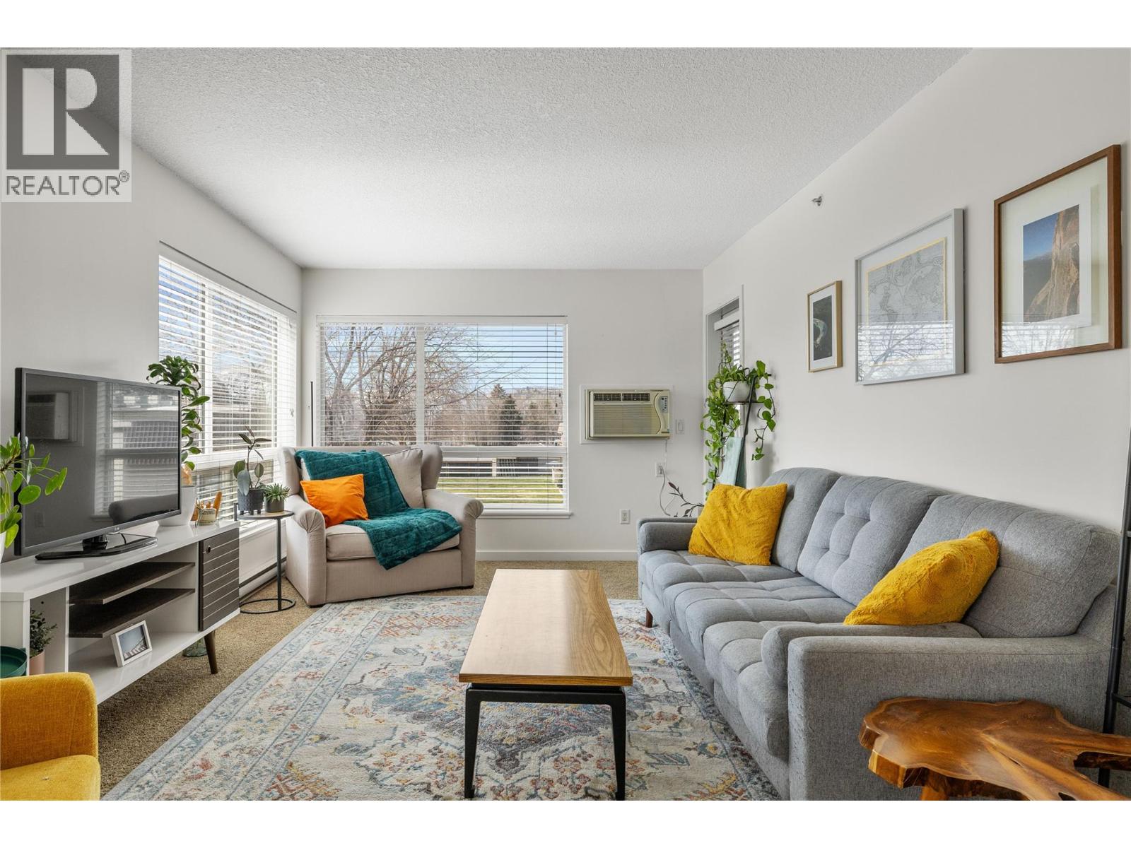 260 Franklyn Road Unit# 201
