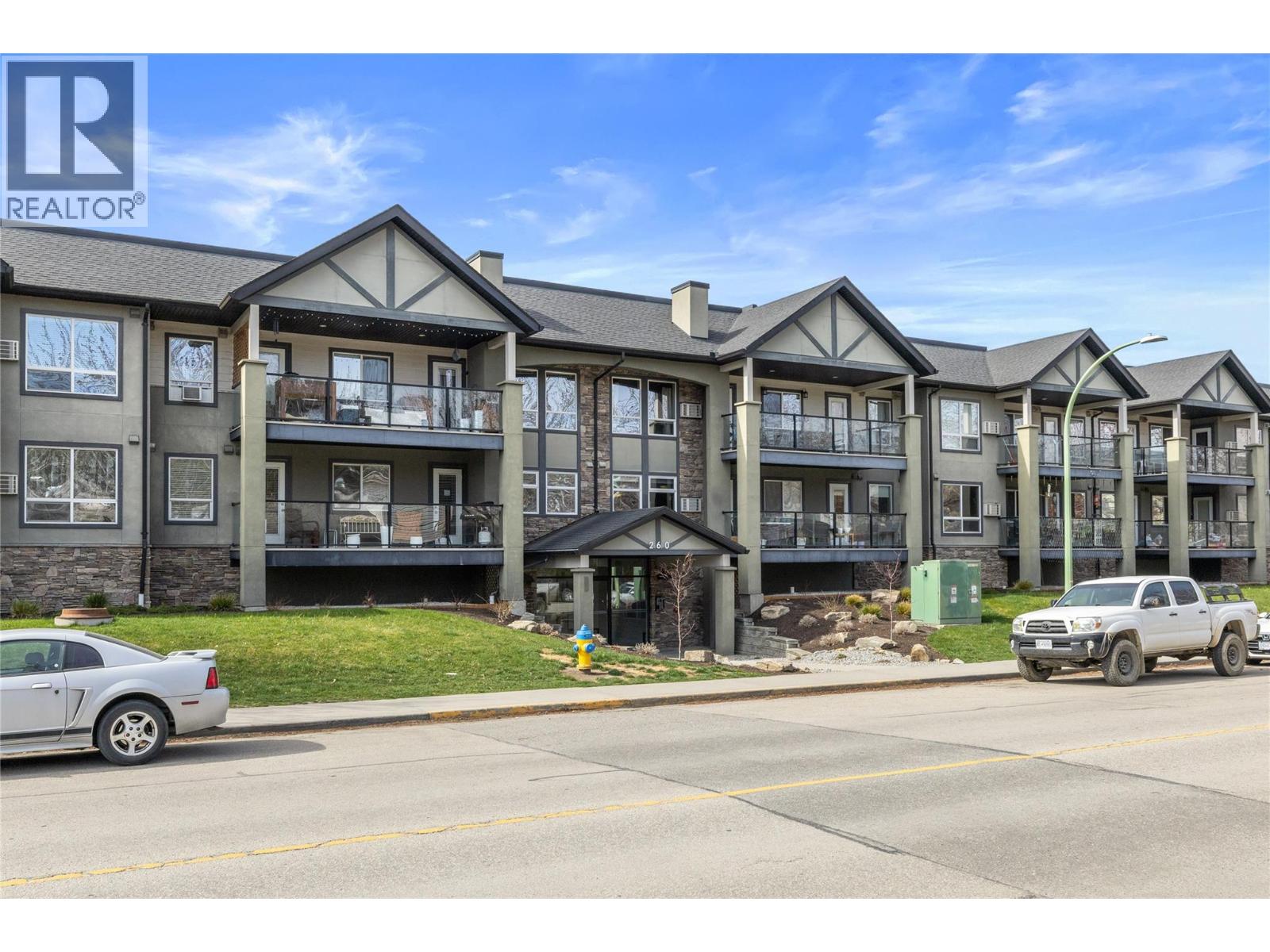 260 Franklyn Road Unit# 201