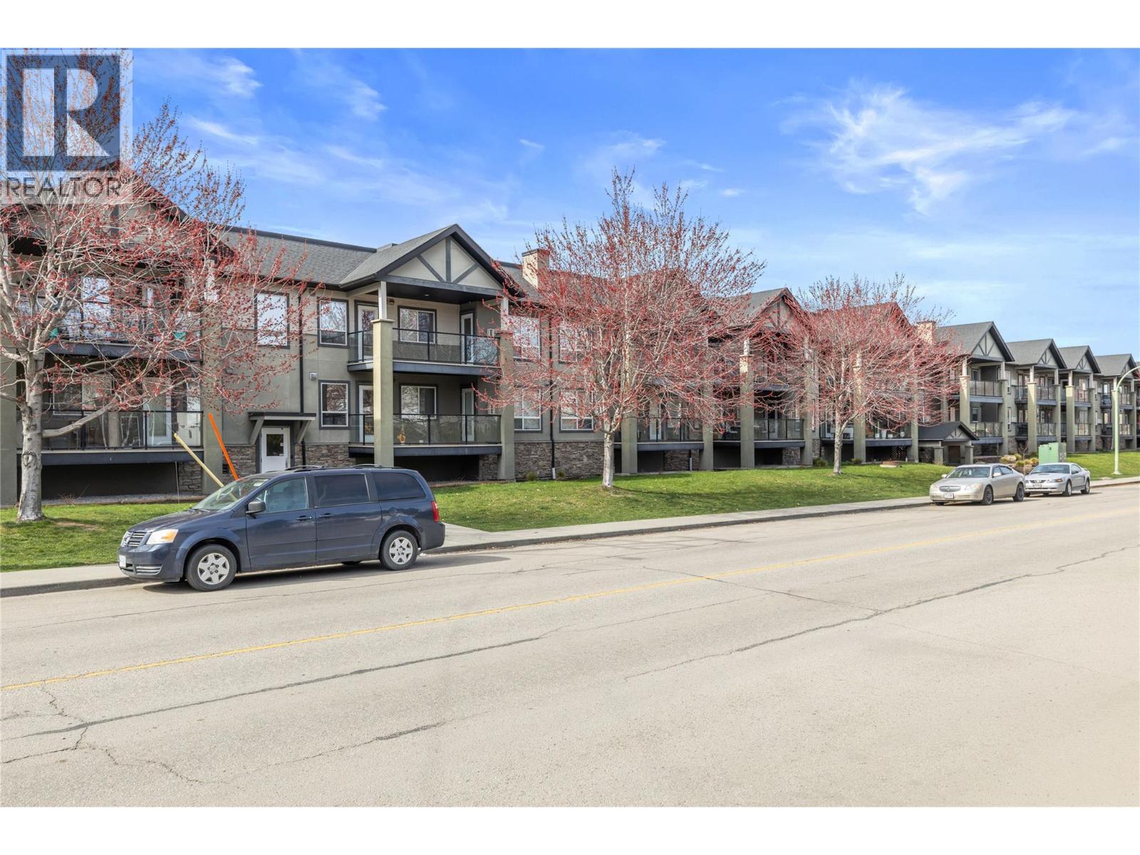 260 Franklyn Road Unit# 201