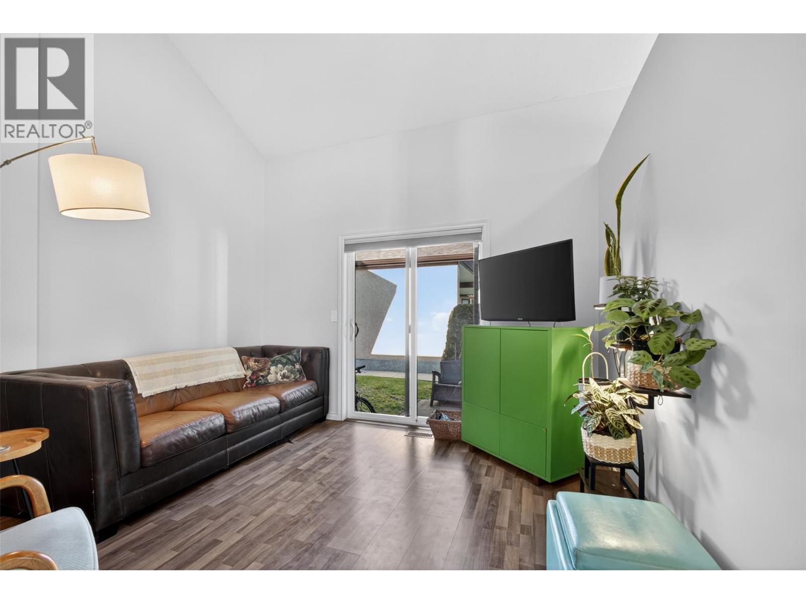 1855 Leckie Road Unit# 112