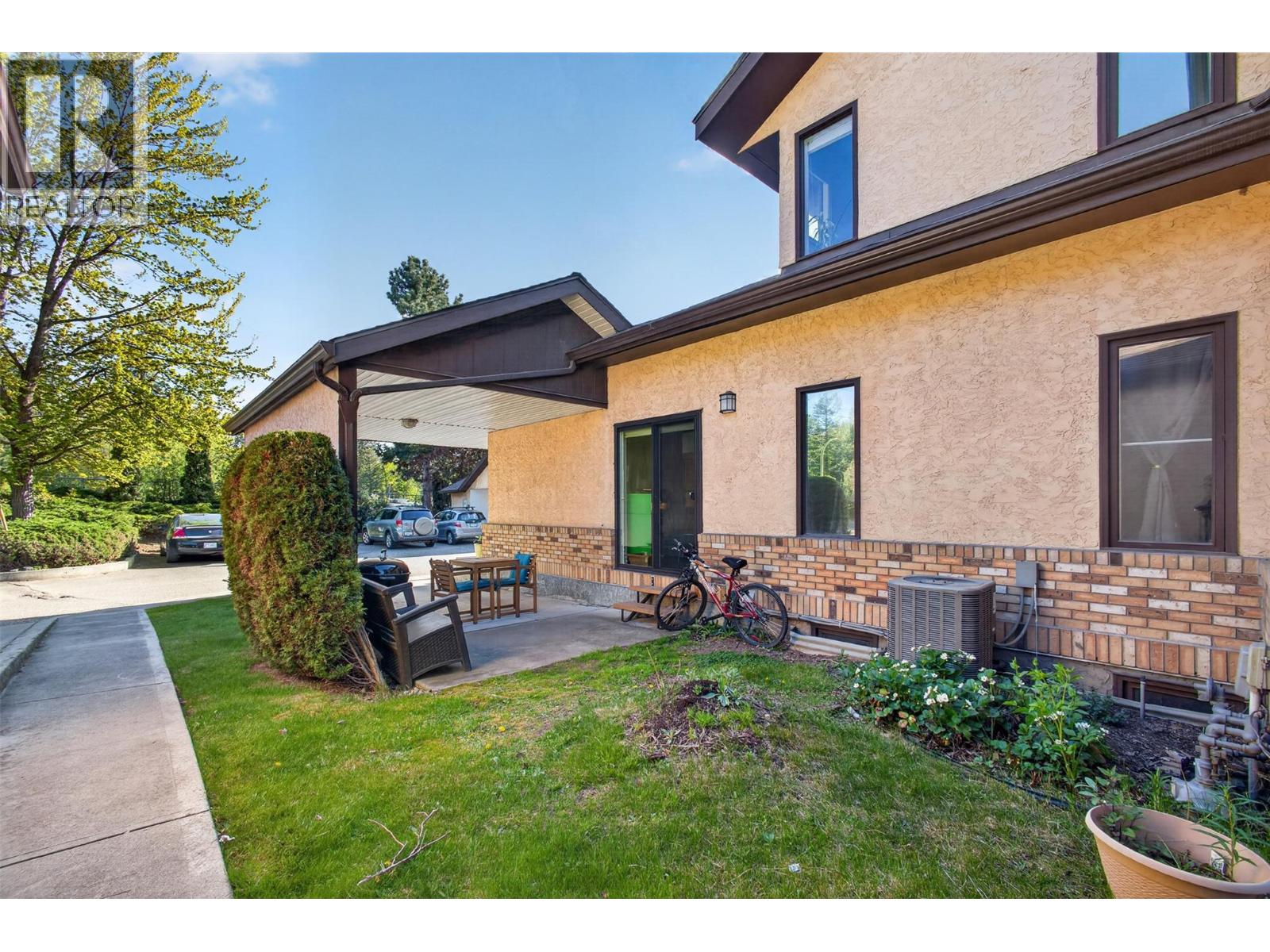 1855 Leckie Road Unit# 112