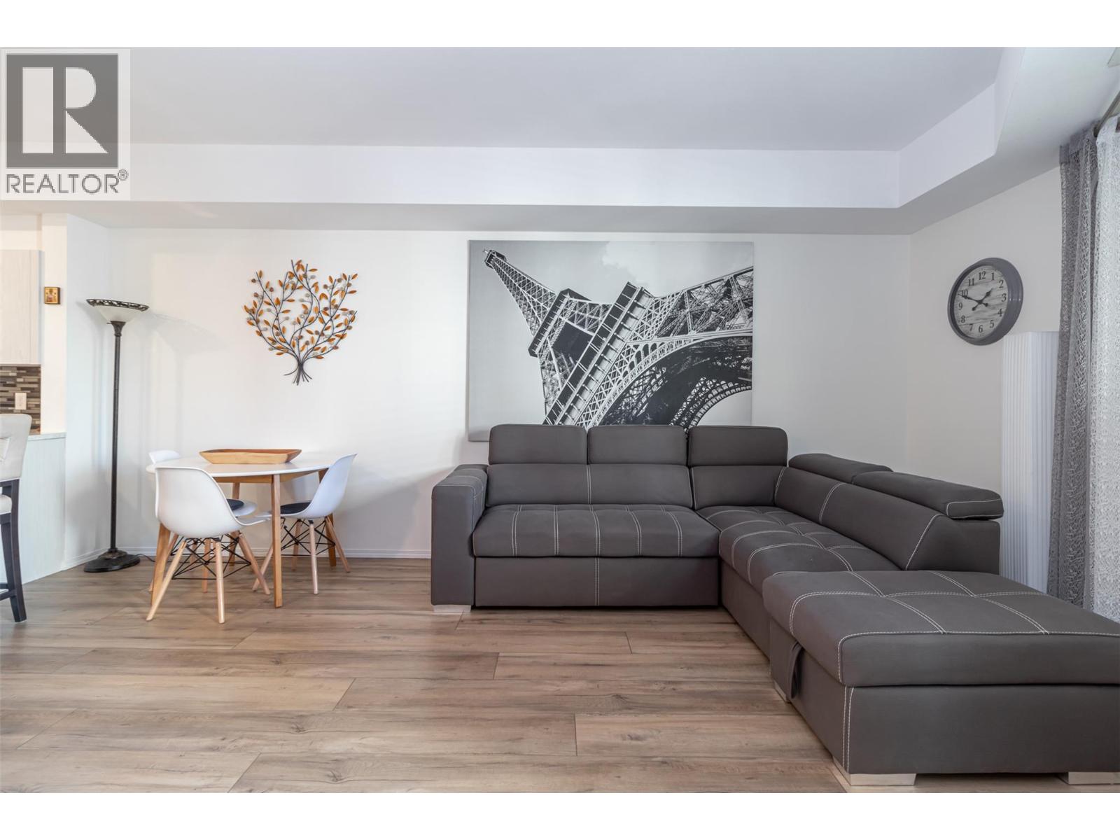 1873 Country Club Drive Unit# 2207