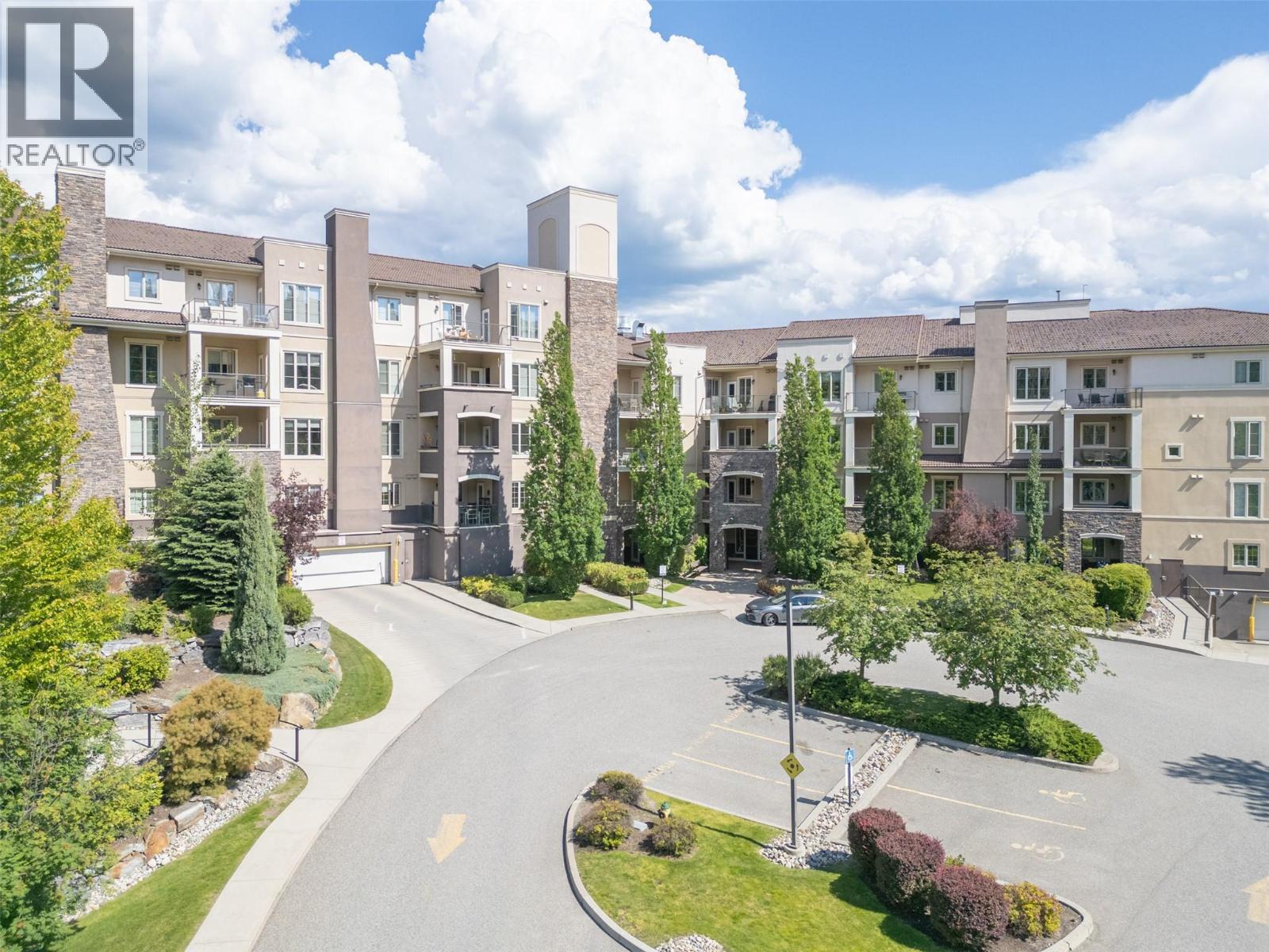 1873 Country Club Drive Unit# 2207