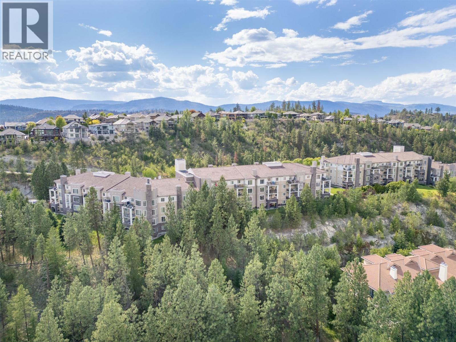 1873 Country Club Drive Unit# 2207