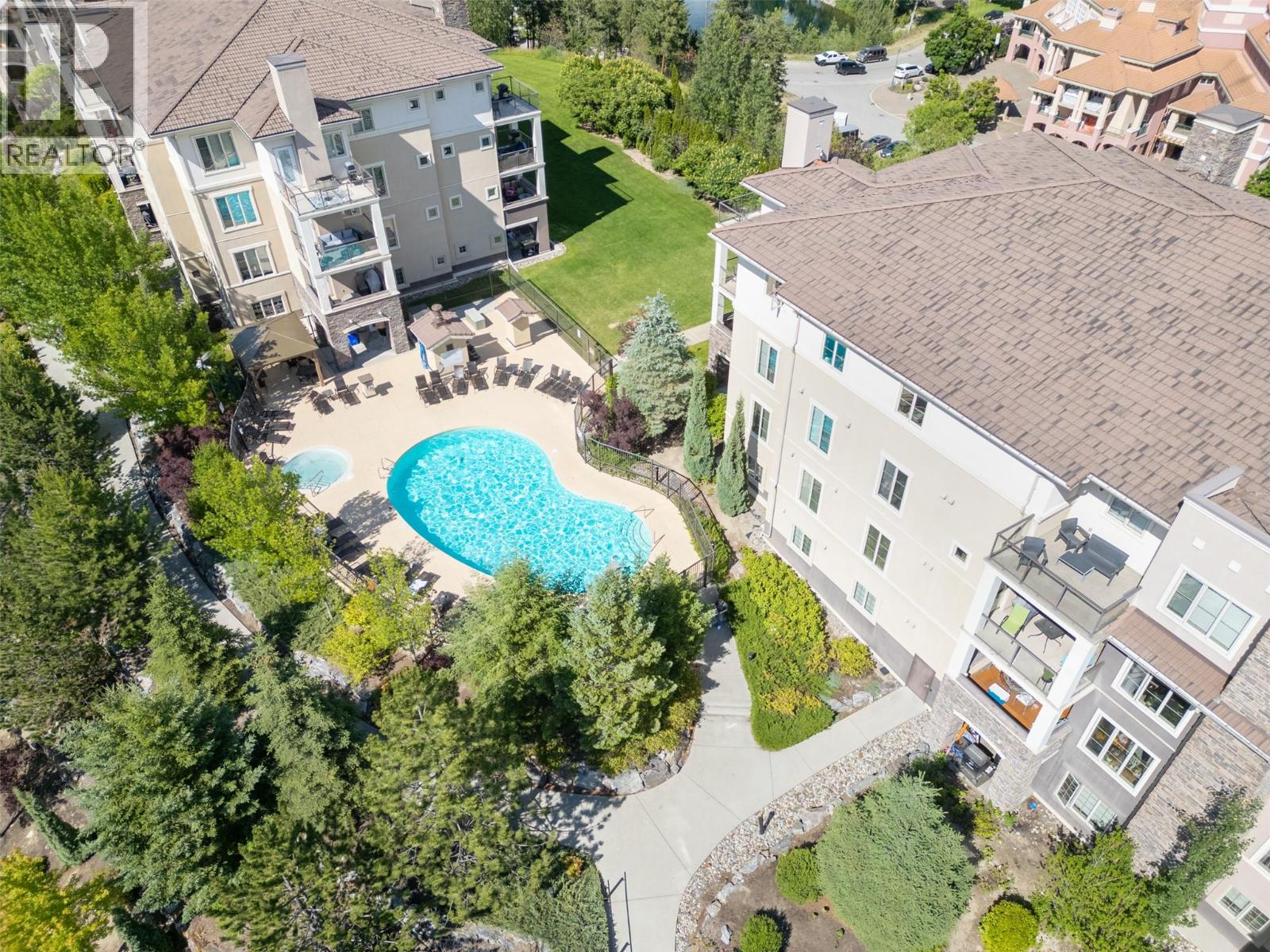 1873 Country Club Drive Unit# 2207
