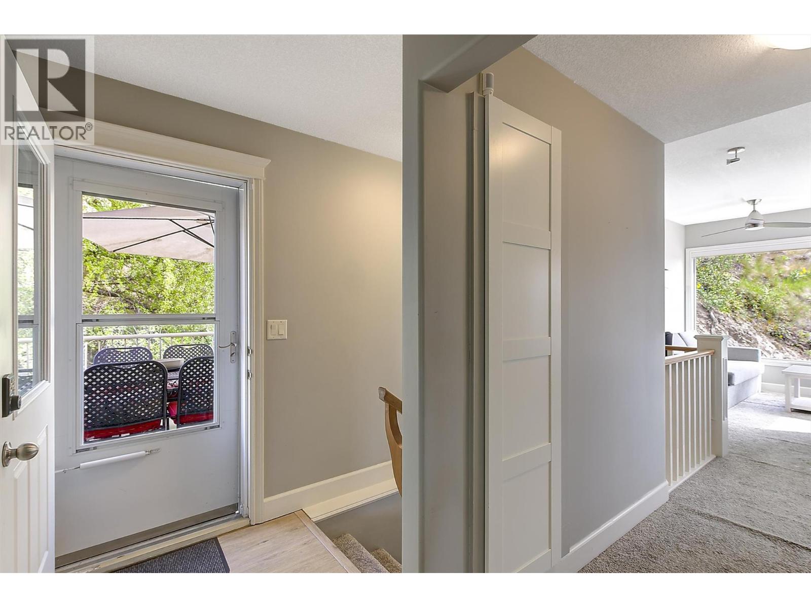 1027 James Hockey Place