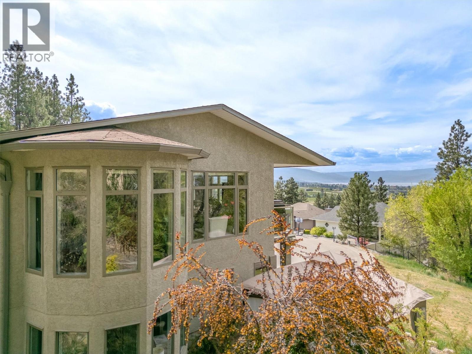 1027 James Hockey Place