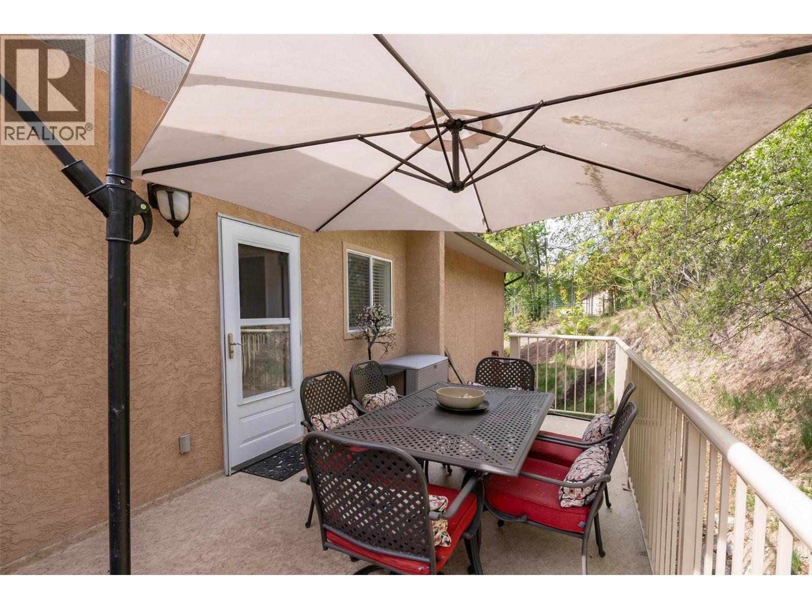 1027 James Hockey Place
