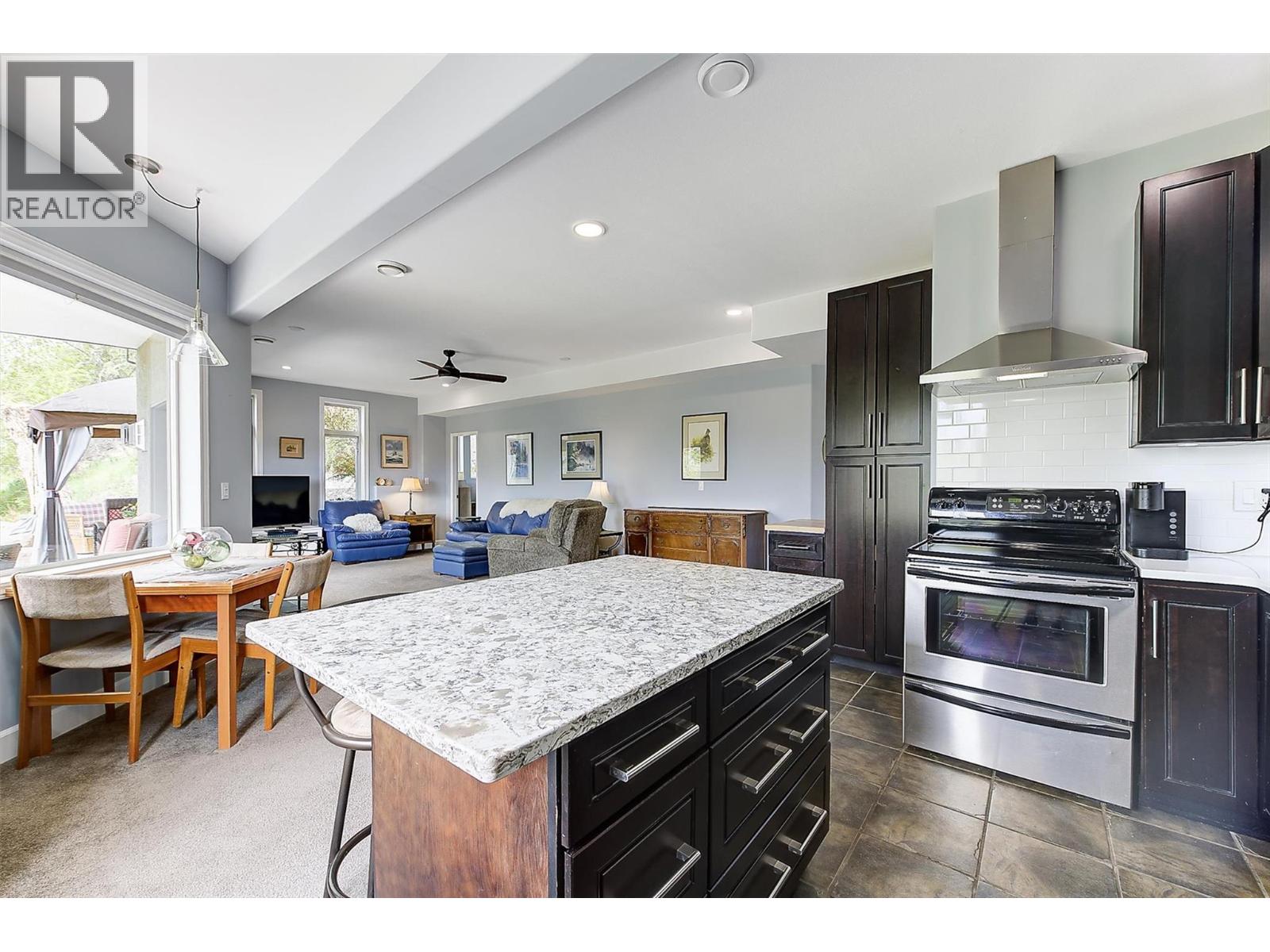 1027 James Hockey Place