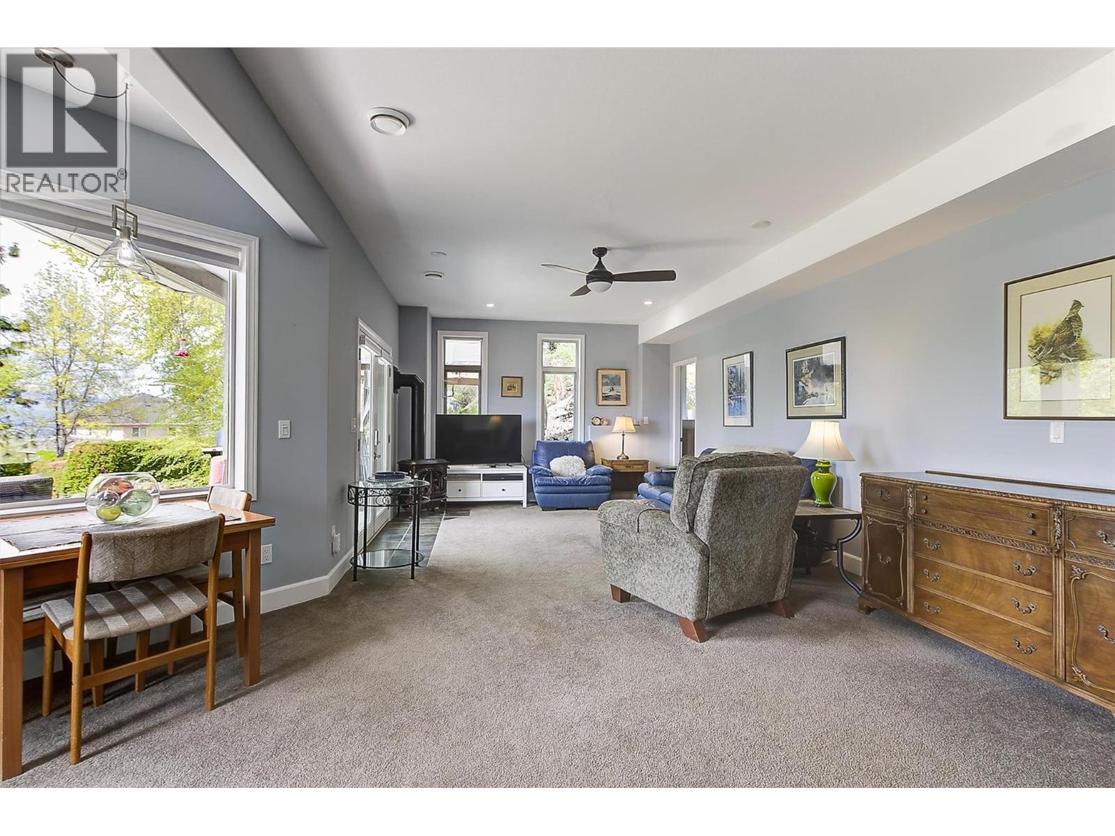 1027 James Hockey Place