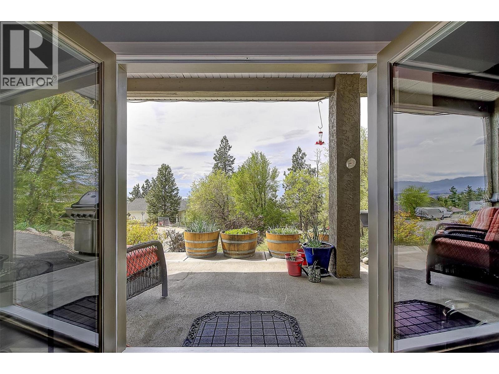 1027 James Hockey Place