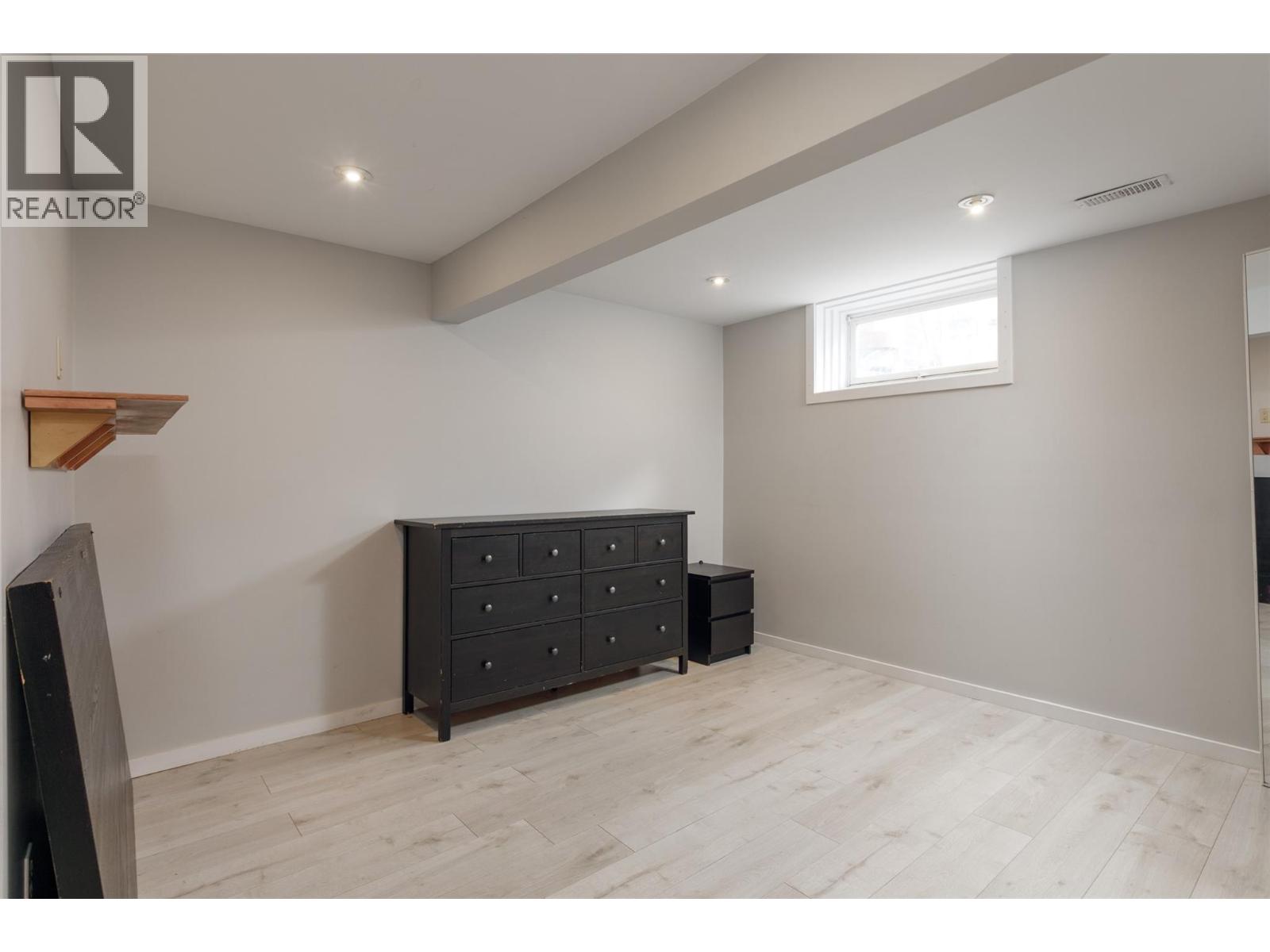 1855 Leckie Road Unit# 108