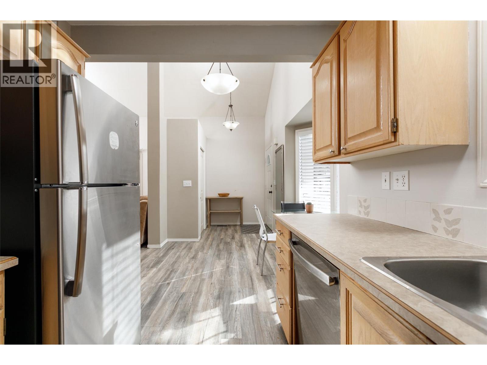 1855 Leckie Road Unit# 108