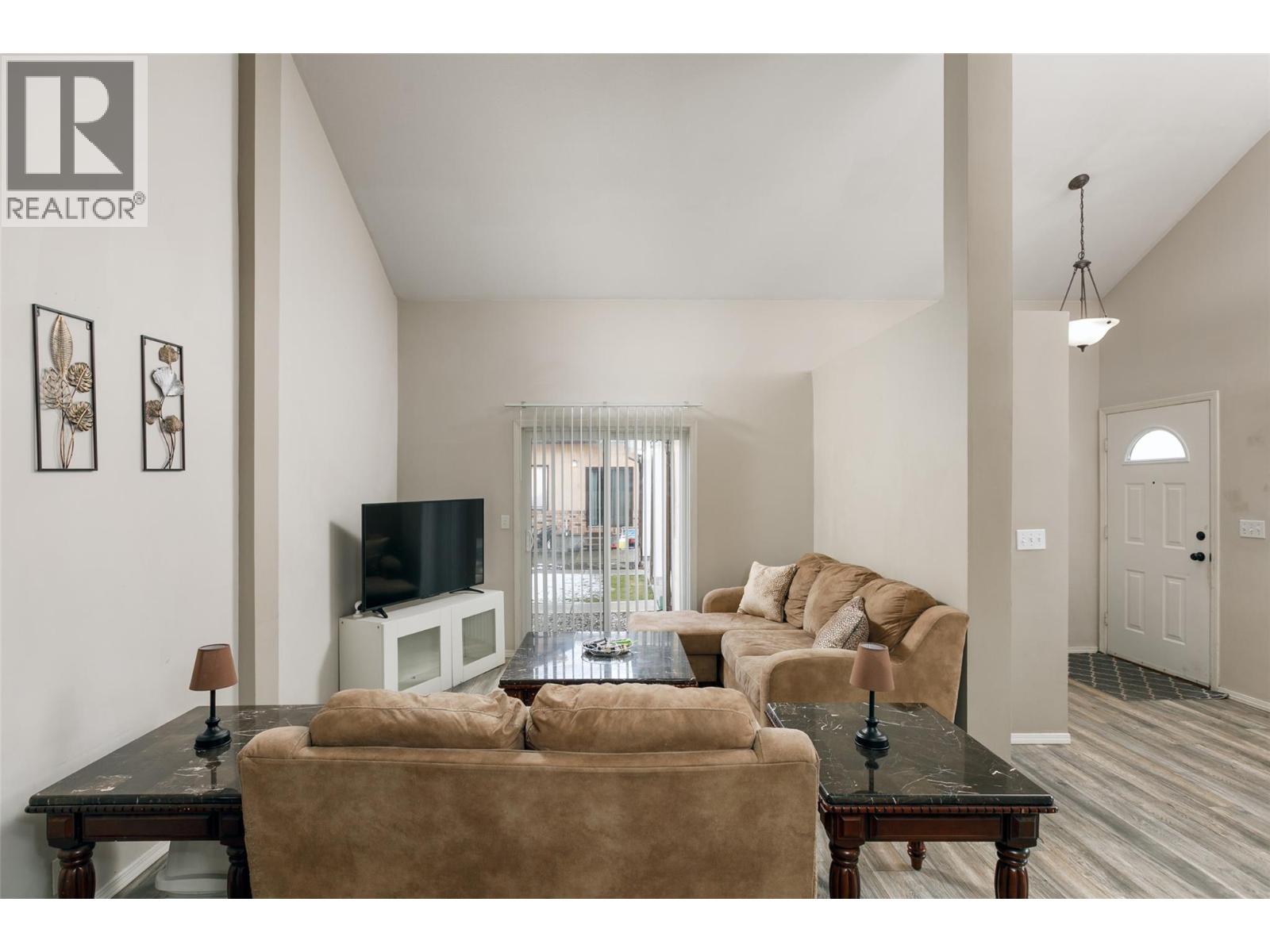 1855 Leckie Road Unit# 108