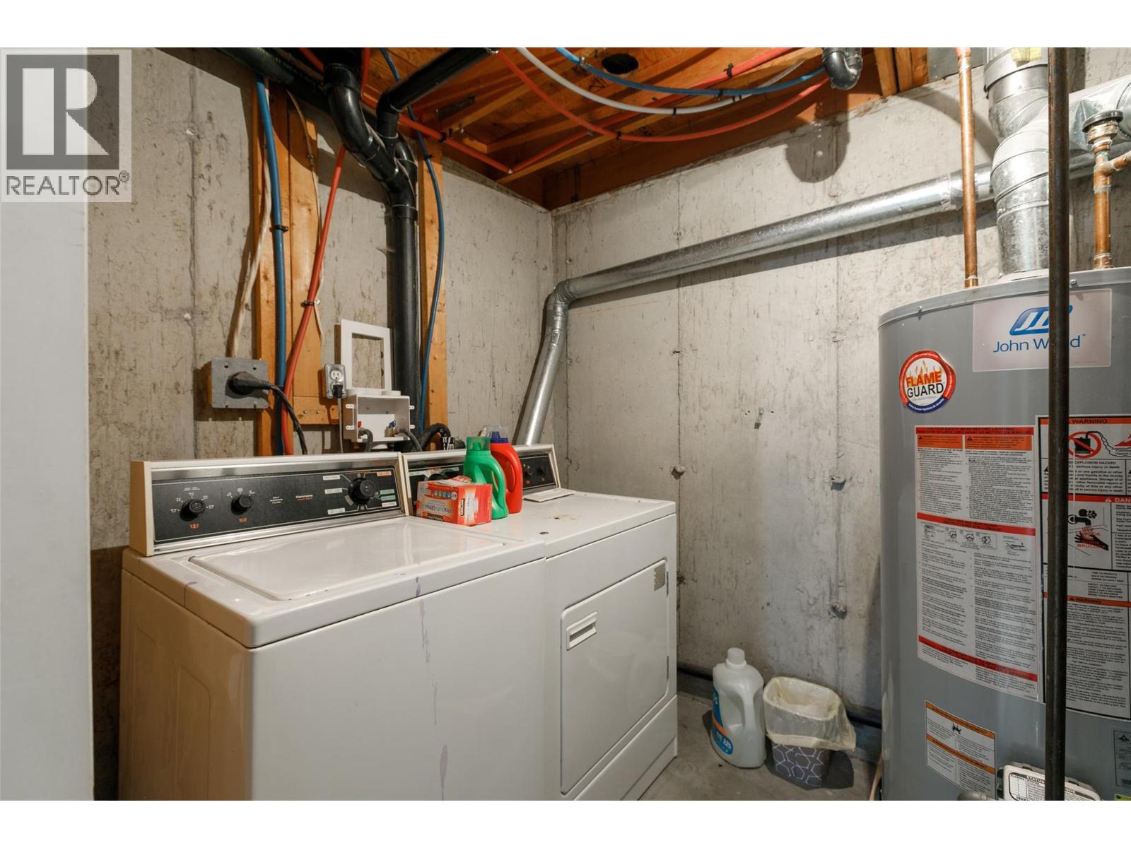 1855 Leckie Road Unit# 108
