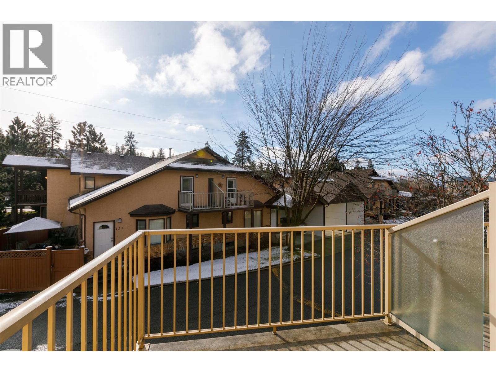 1855 Leckie Road Unit# 108