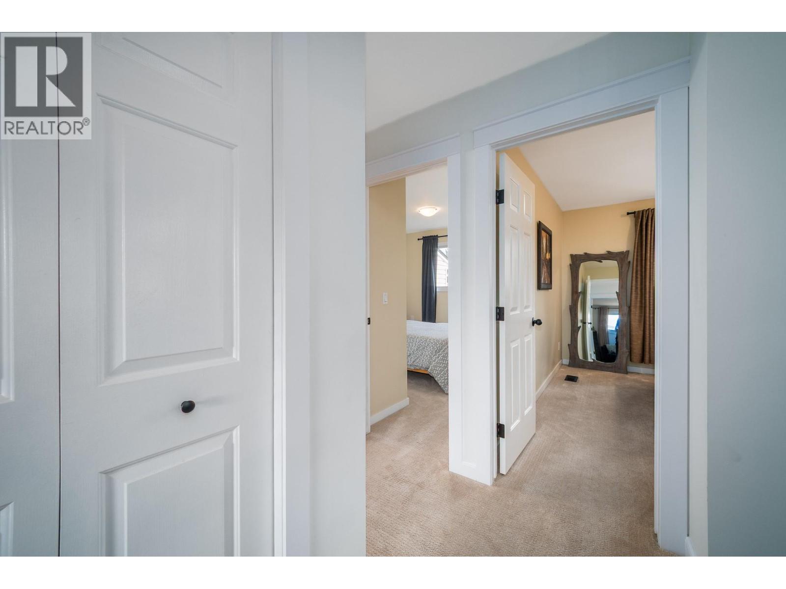 1686 Thayer Court