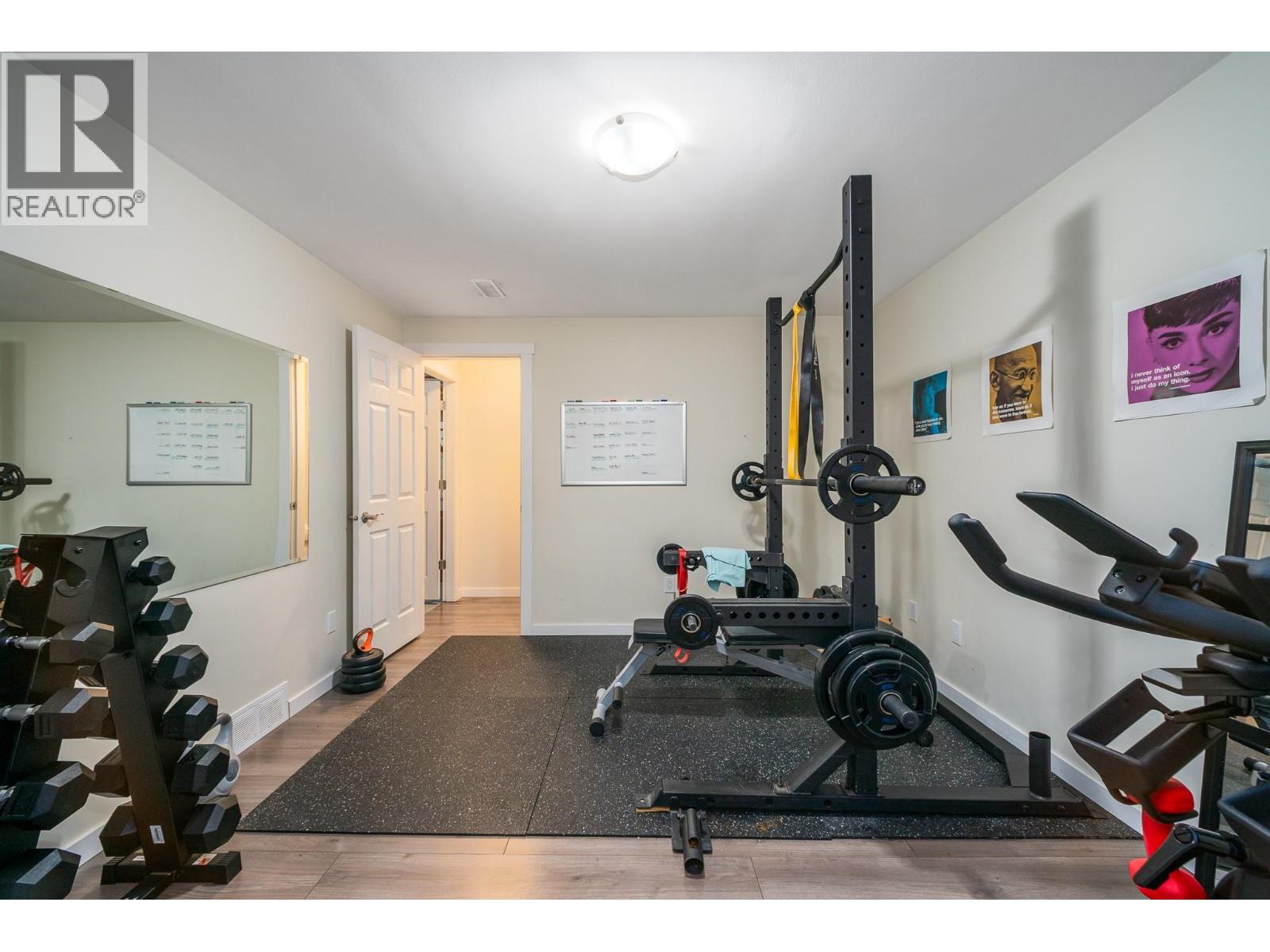 1686 Thayer Court