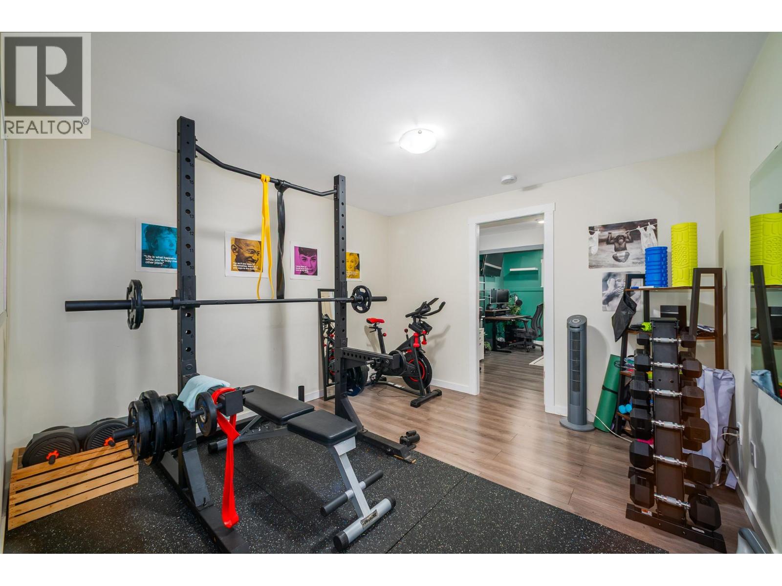 1686 Thayer Court