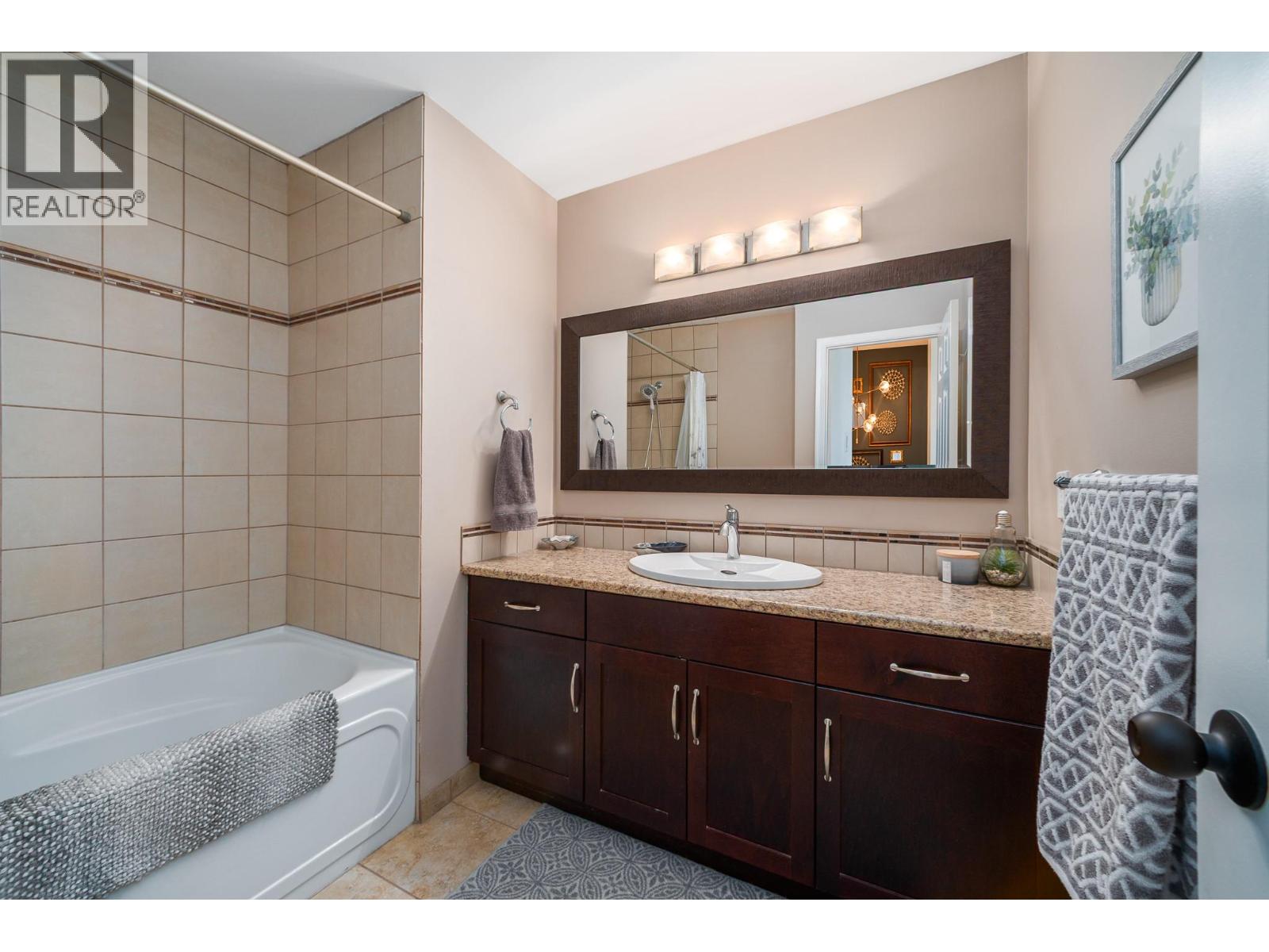 1686 Thayer Court