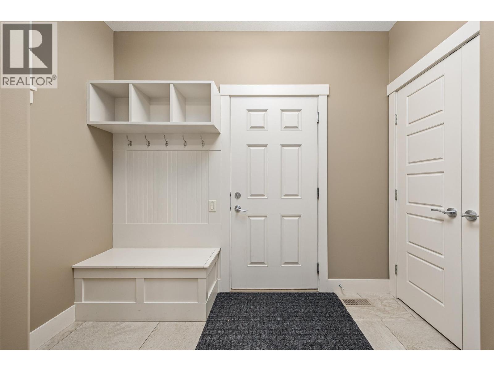 1768 Split Rail Place