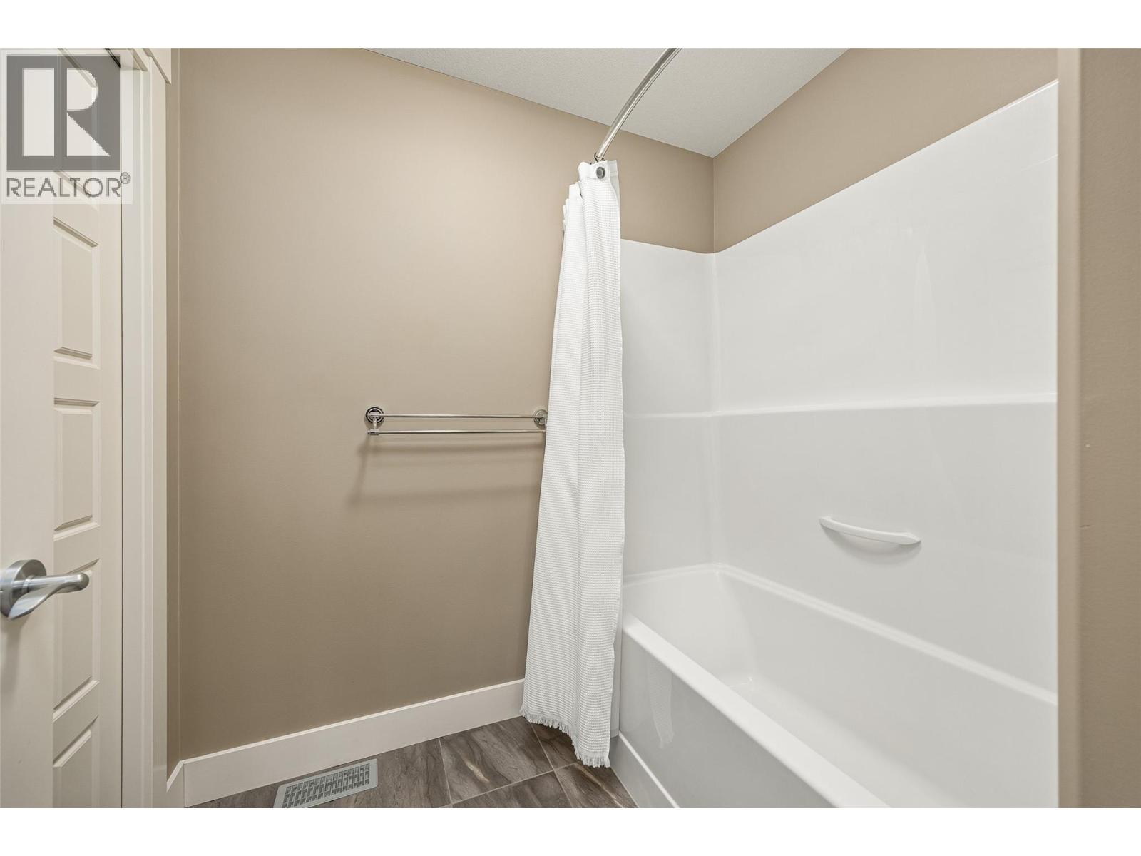 1768 Split Rail Place
