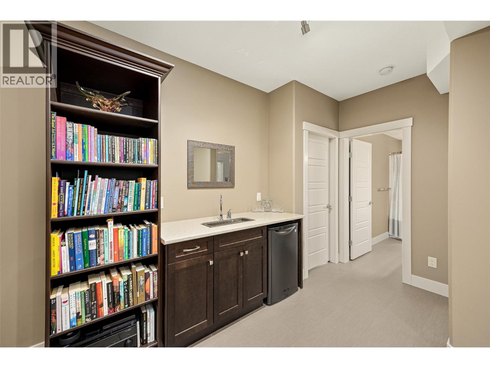 1768 Split Rail Place