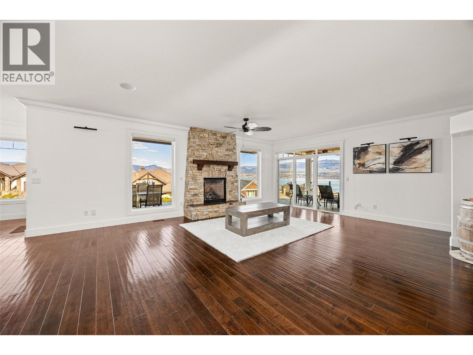 2584 Lucinde Road