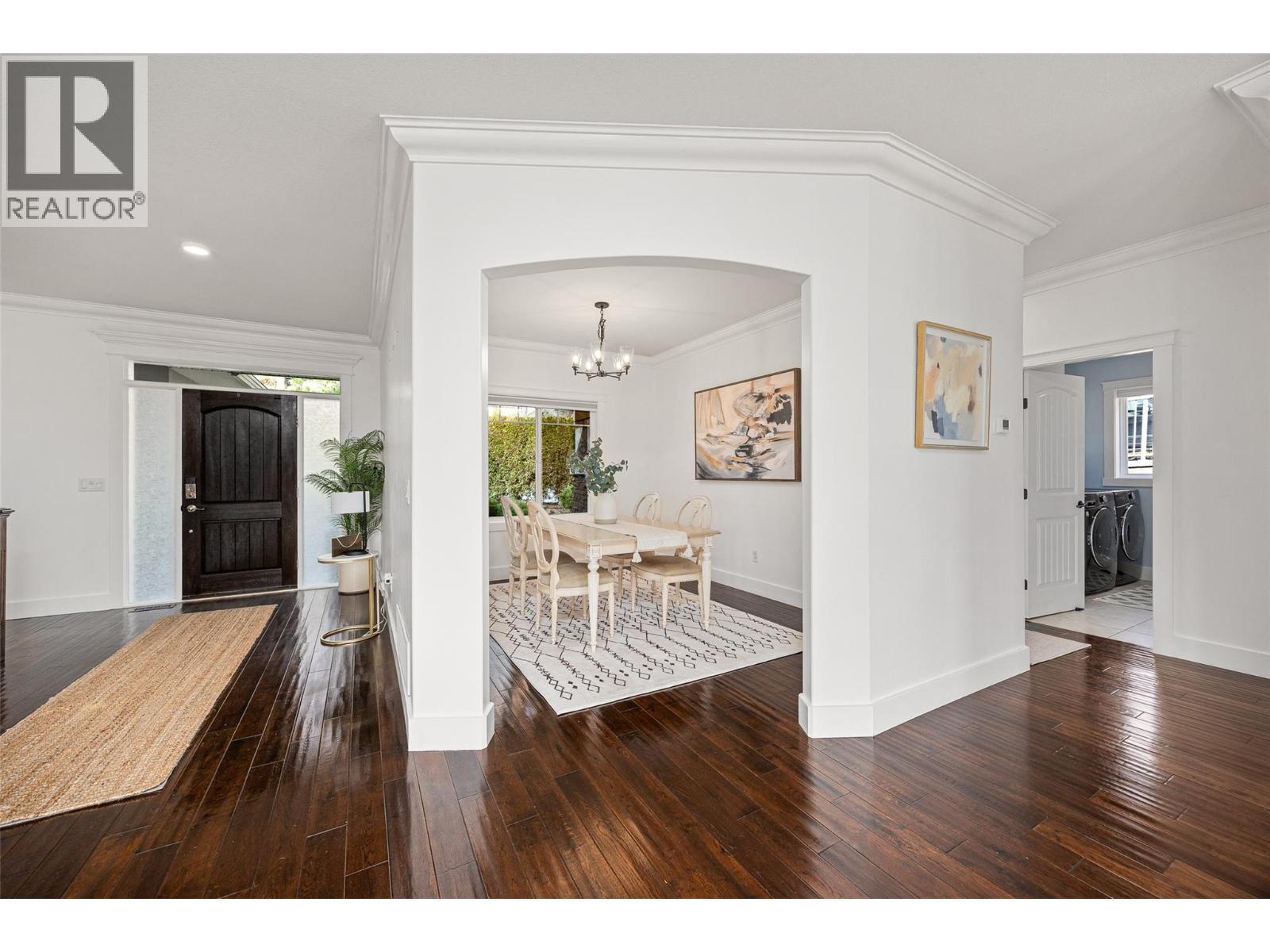2584 Lucinde Road