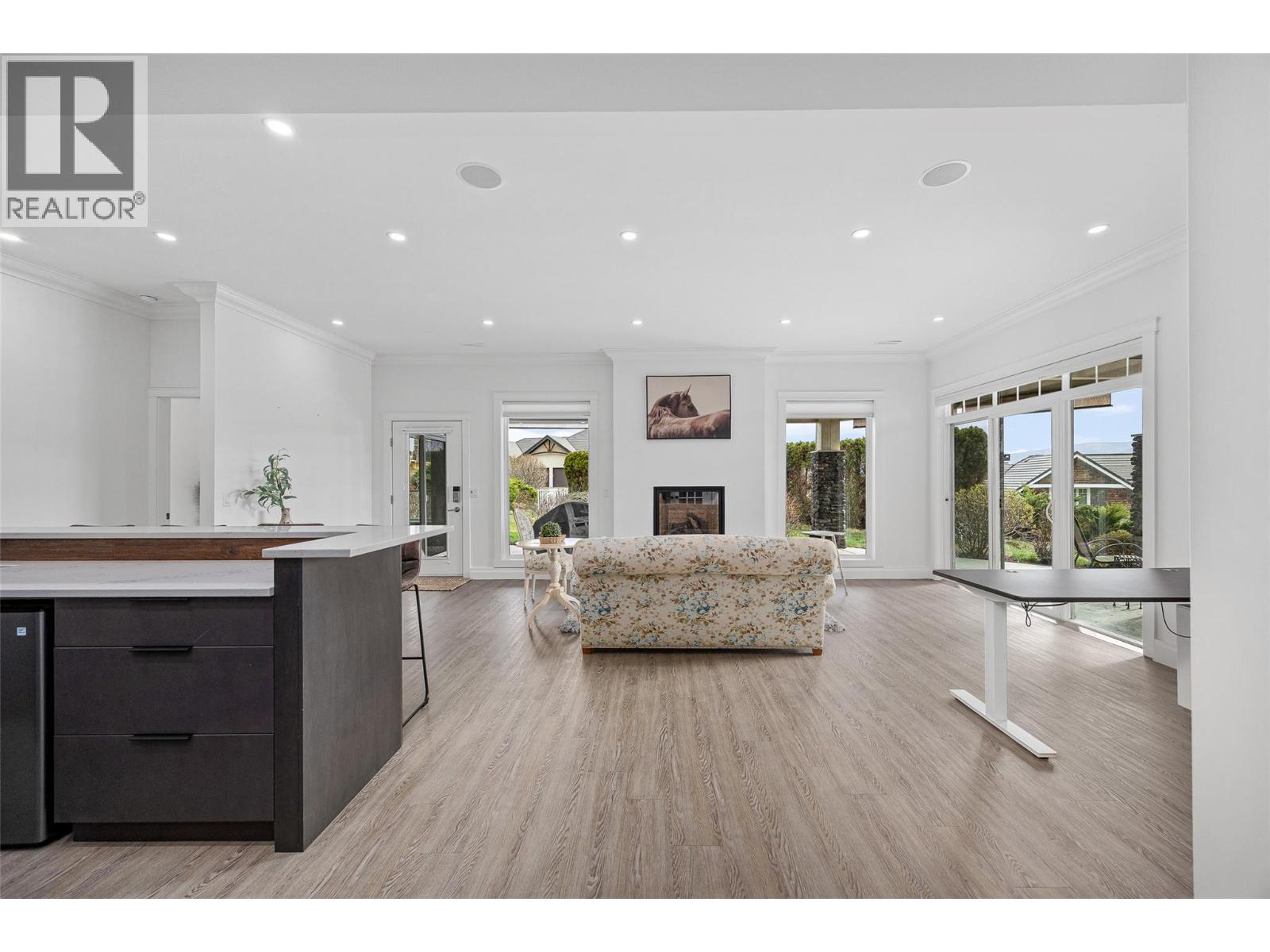 2584 Lucinde Road
