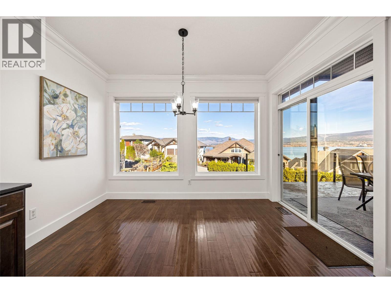 2584 Lucinde Road