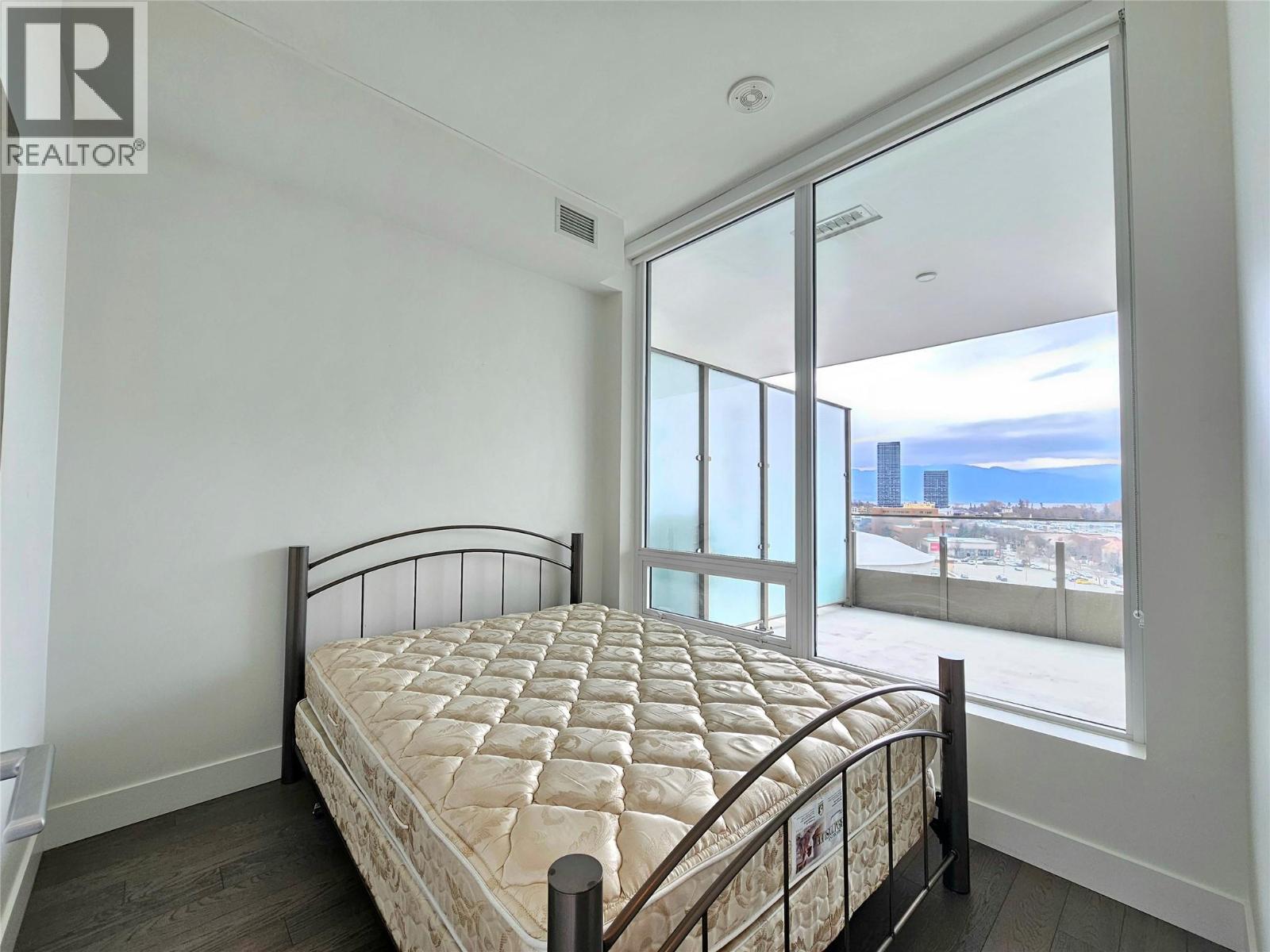 1181 Sunset Drive Unit# 1006