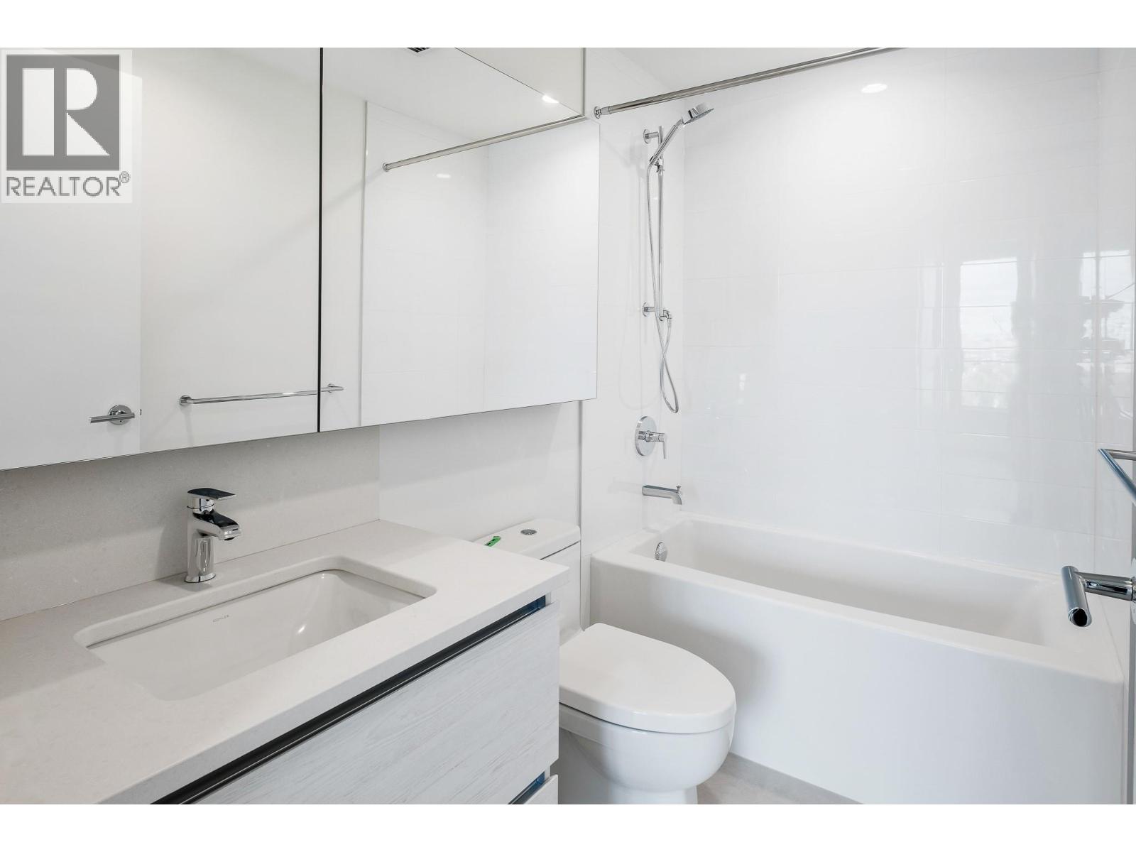 1626 Water Street Unit# 902