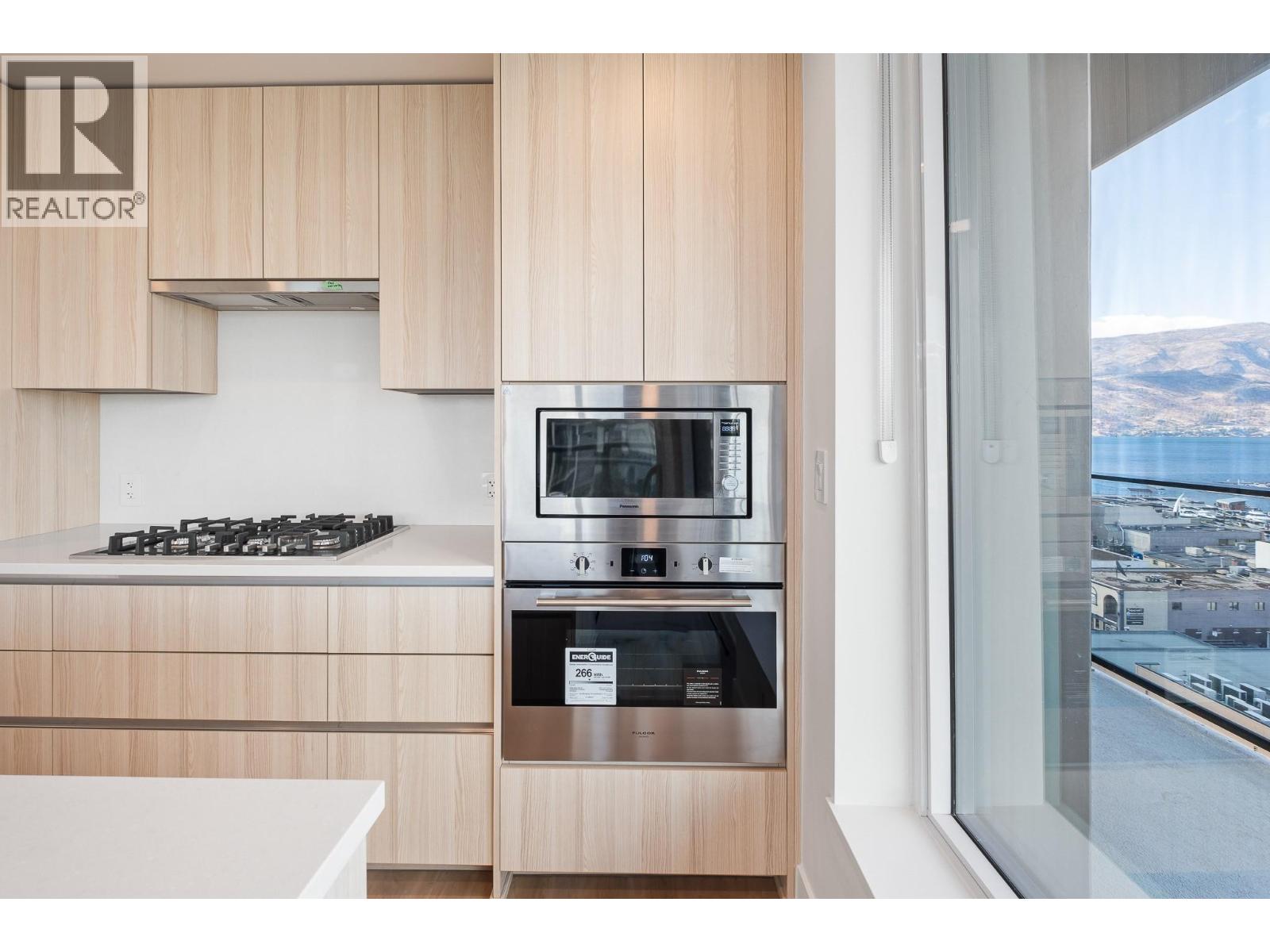 1626 Water Street Unit# 902