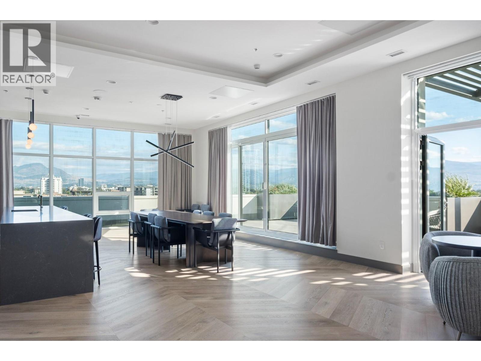 1626 Water Street Unit# 902