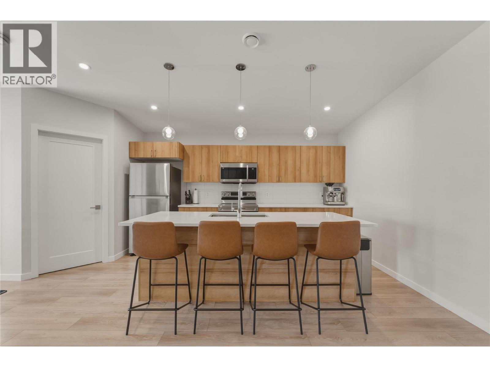 8900 Jim Bailey Road Unit# 32