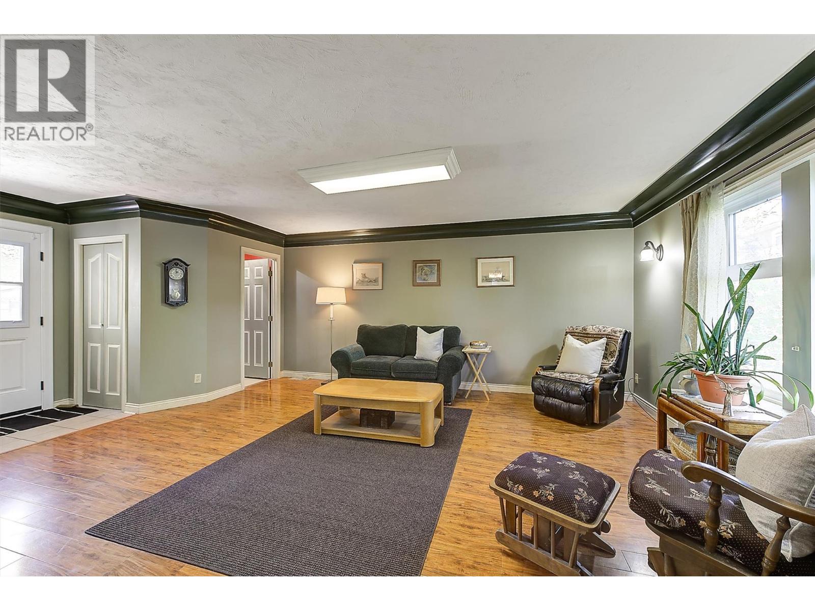 725 Fraser Road