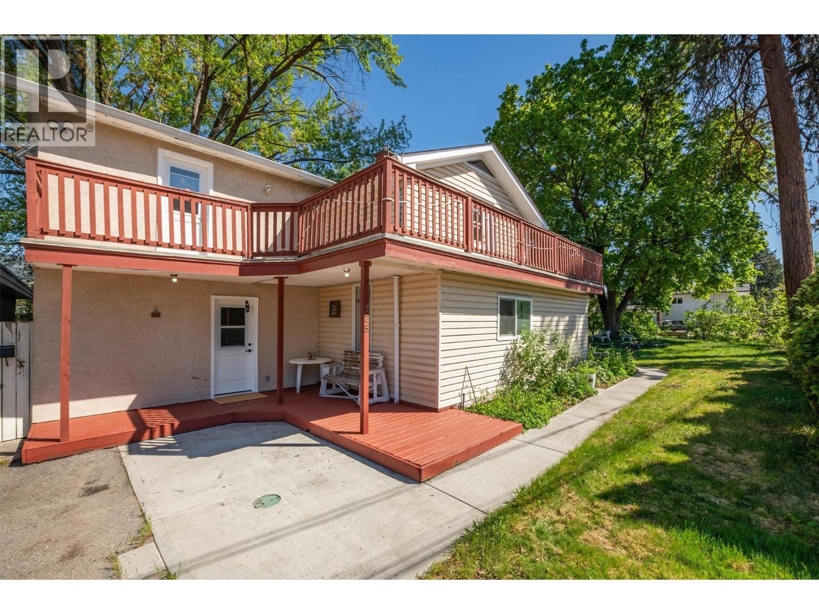 725 Fraser Road