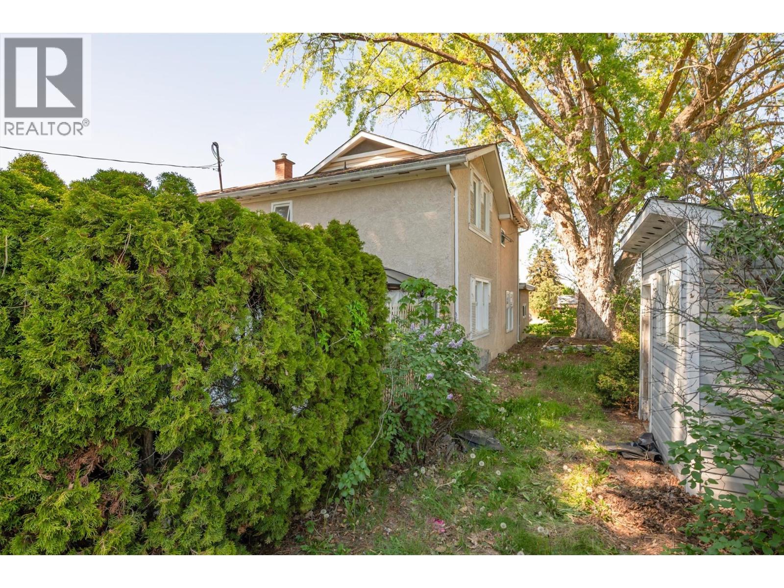 725 Fraser Road