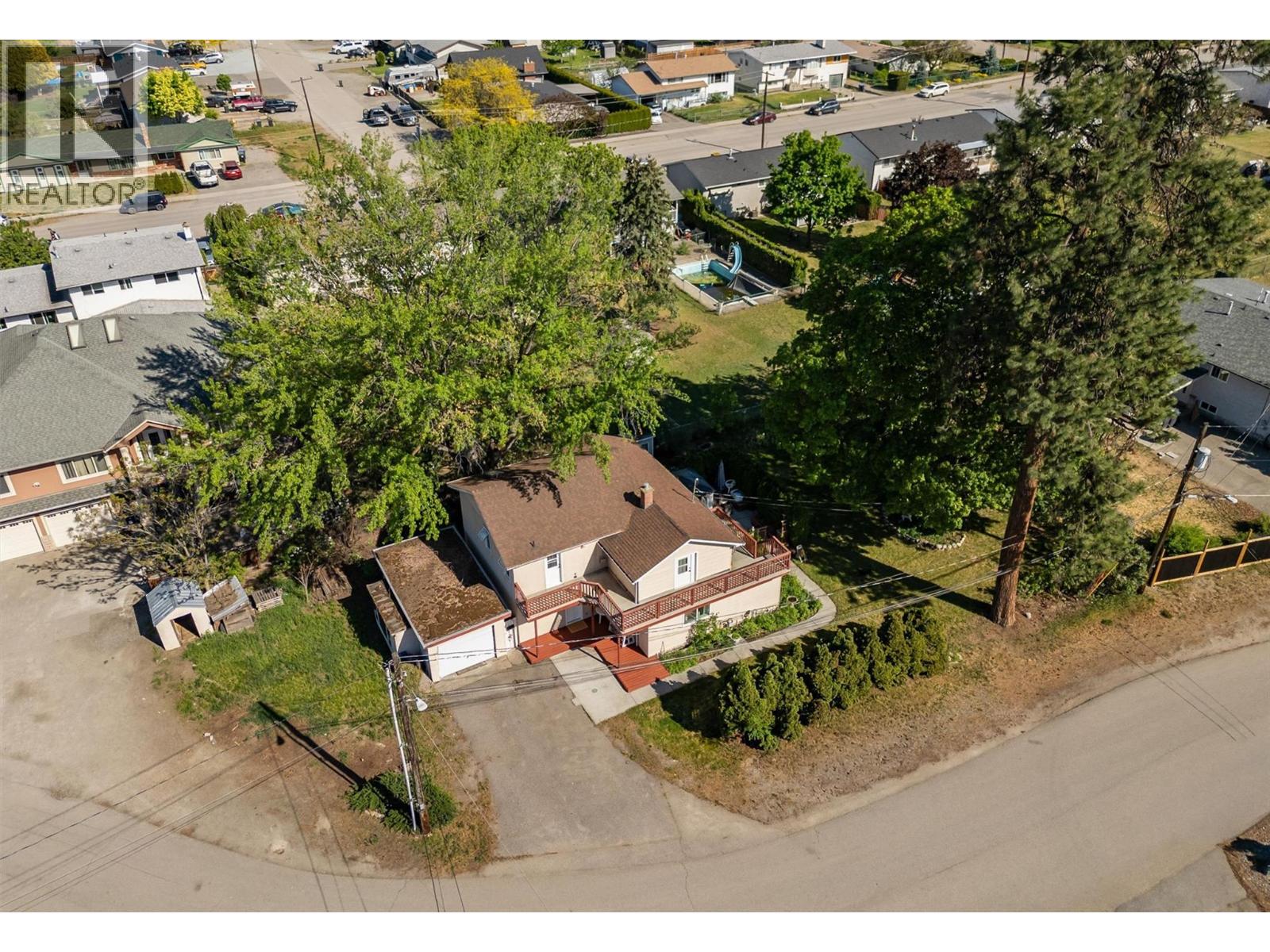 725 Fraser Road