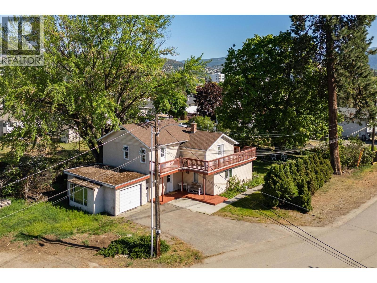 725 Fraser Road