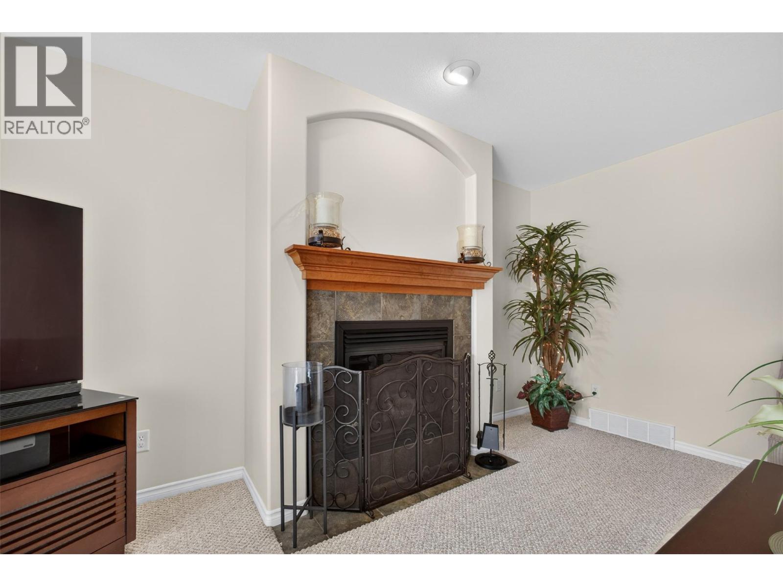 3973 Gallaghers Circle
